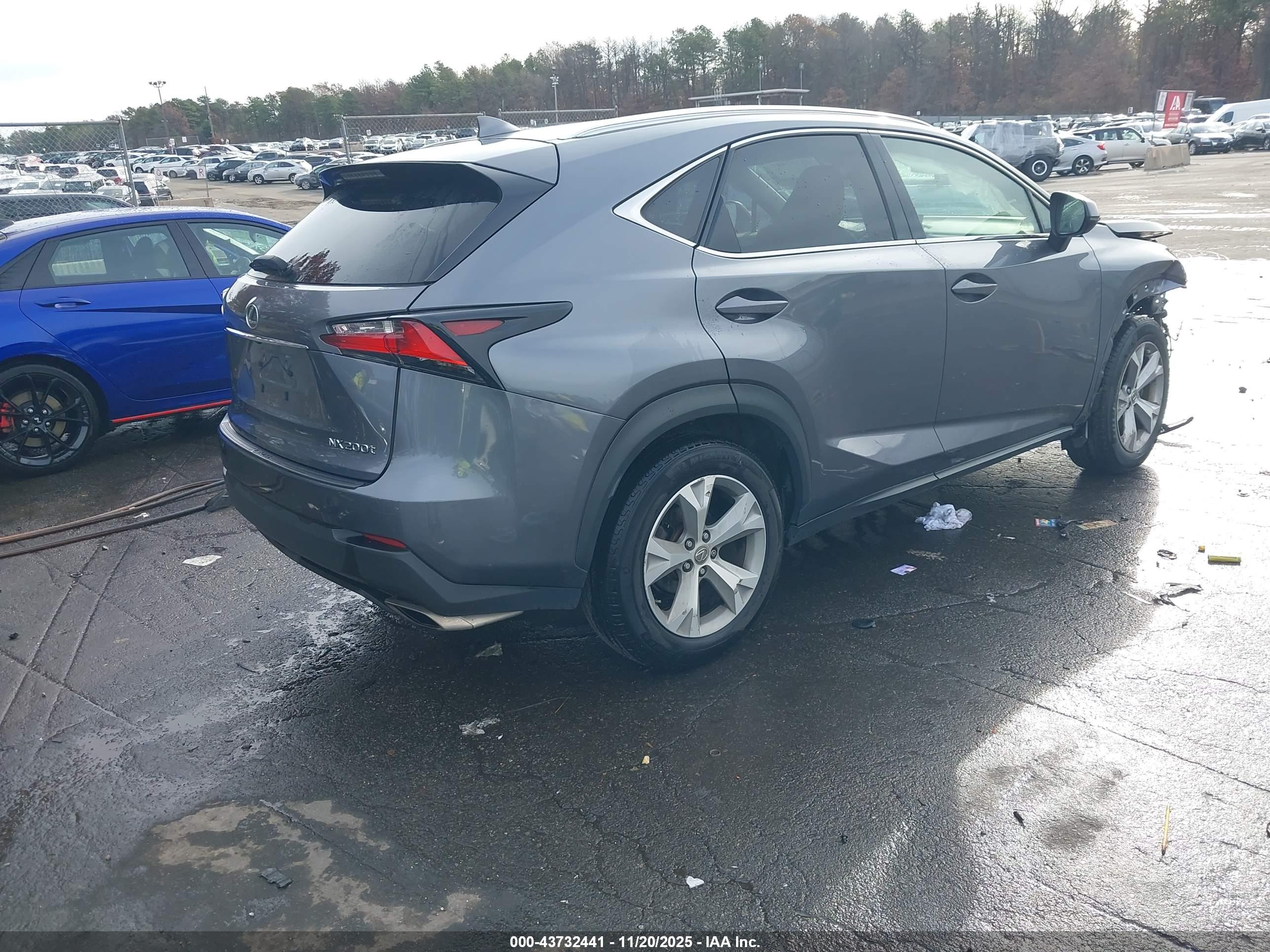 LEXUS NX image 4