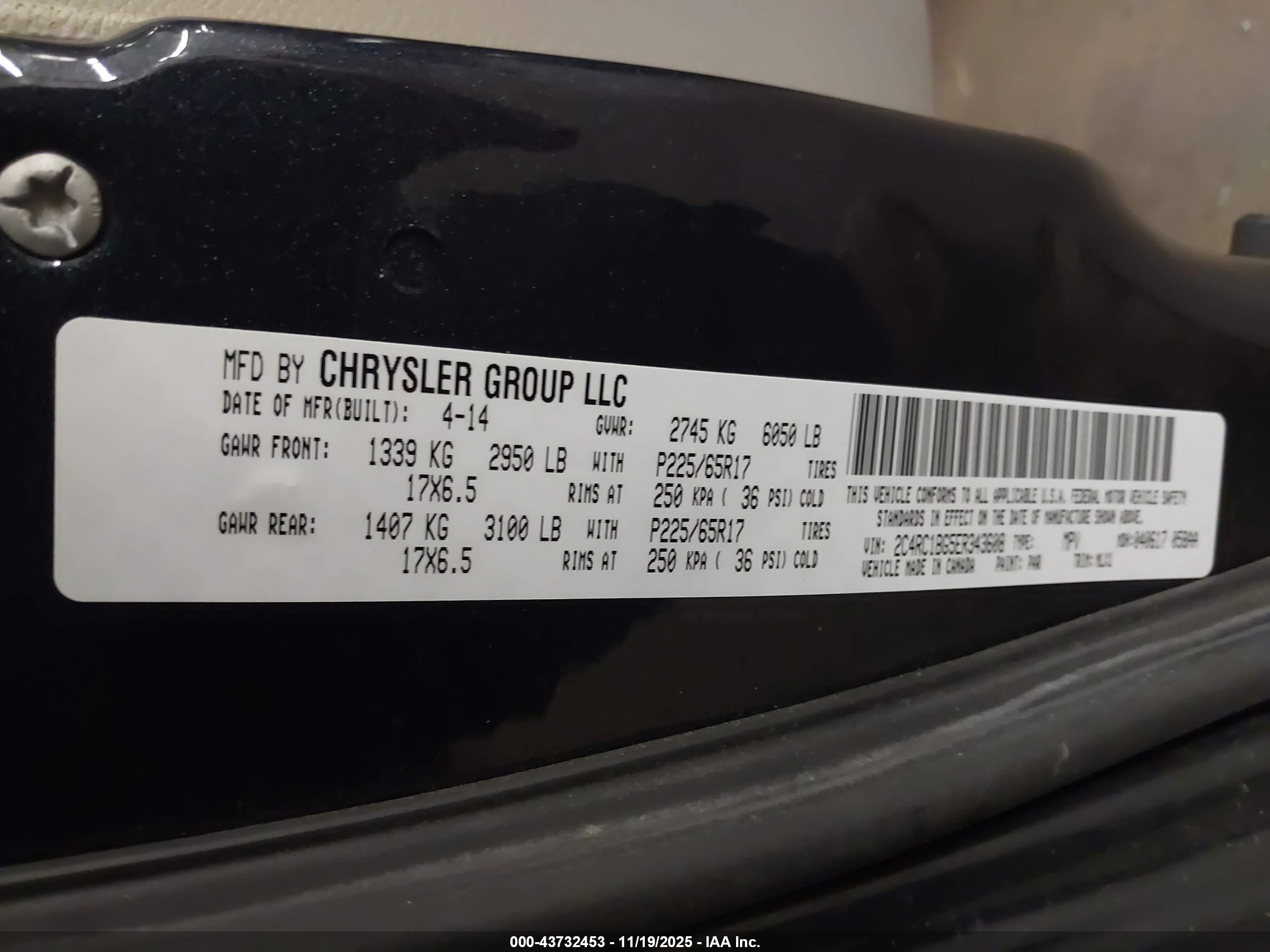 CHRYSLER TOWN image 9