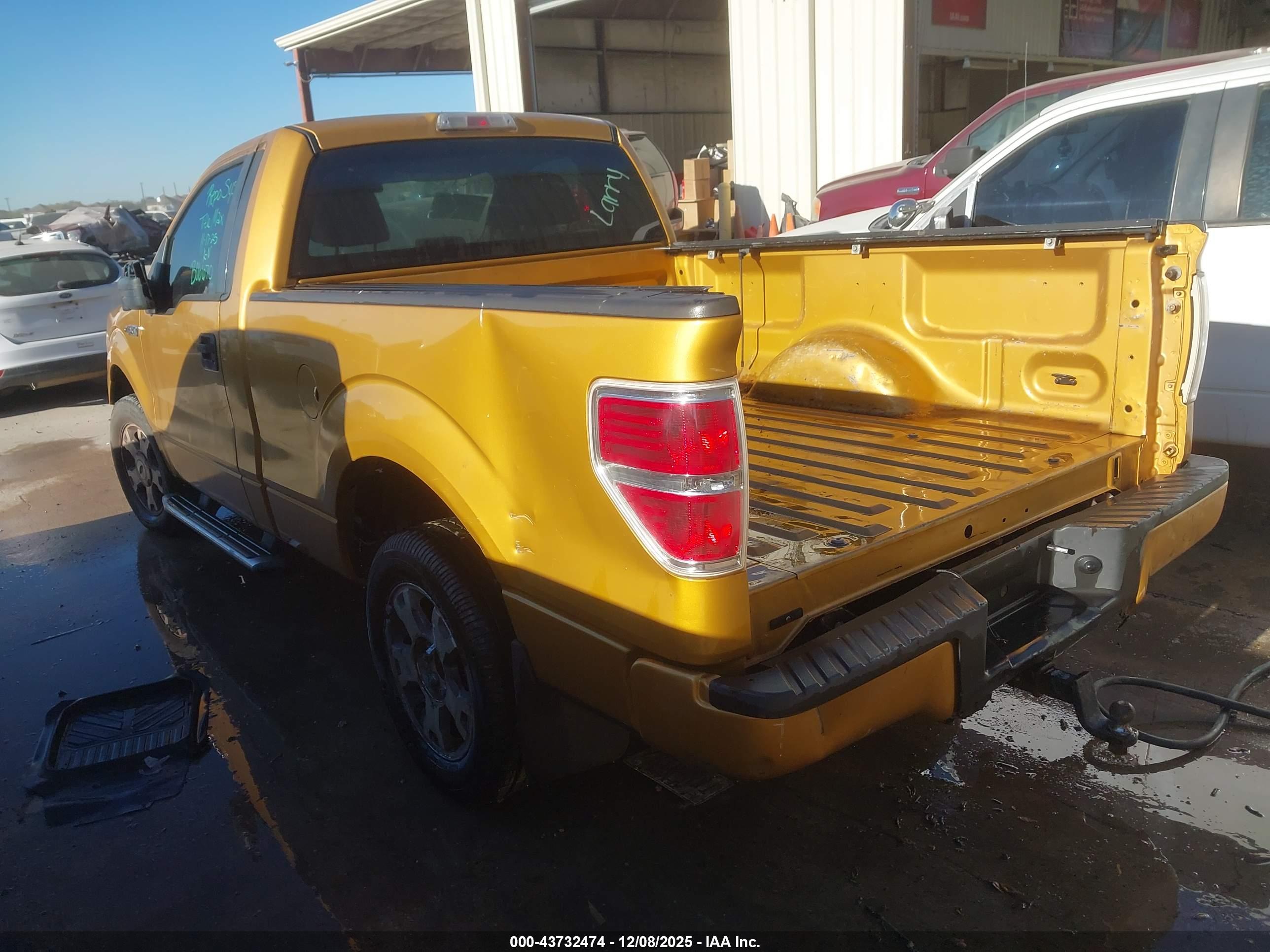 FORD F-150 image 3
