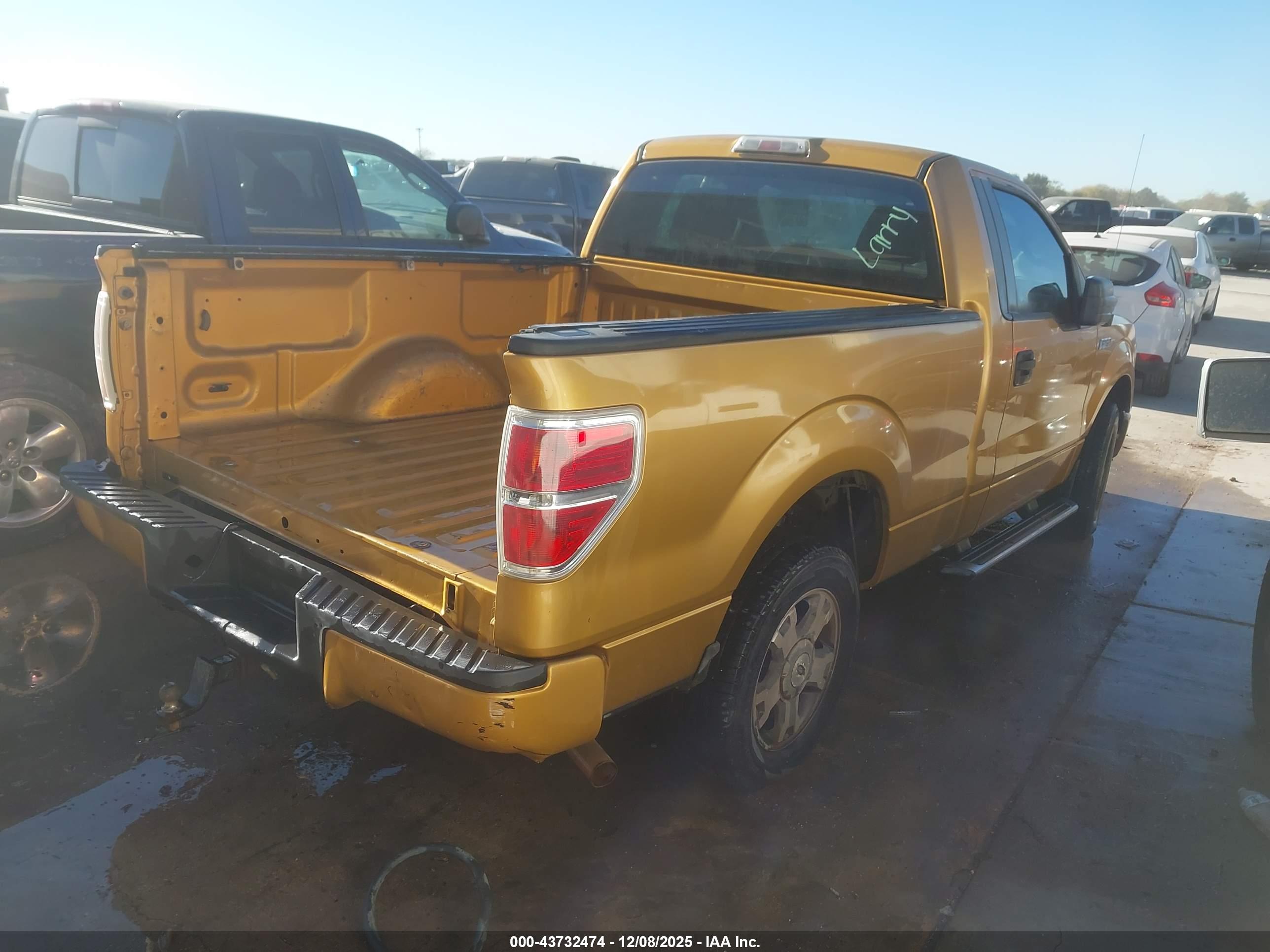 FORD F-150 image 4