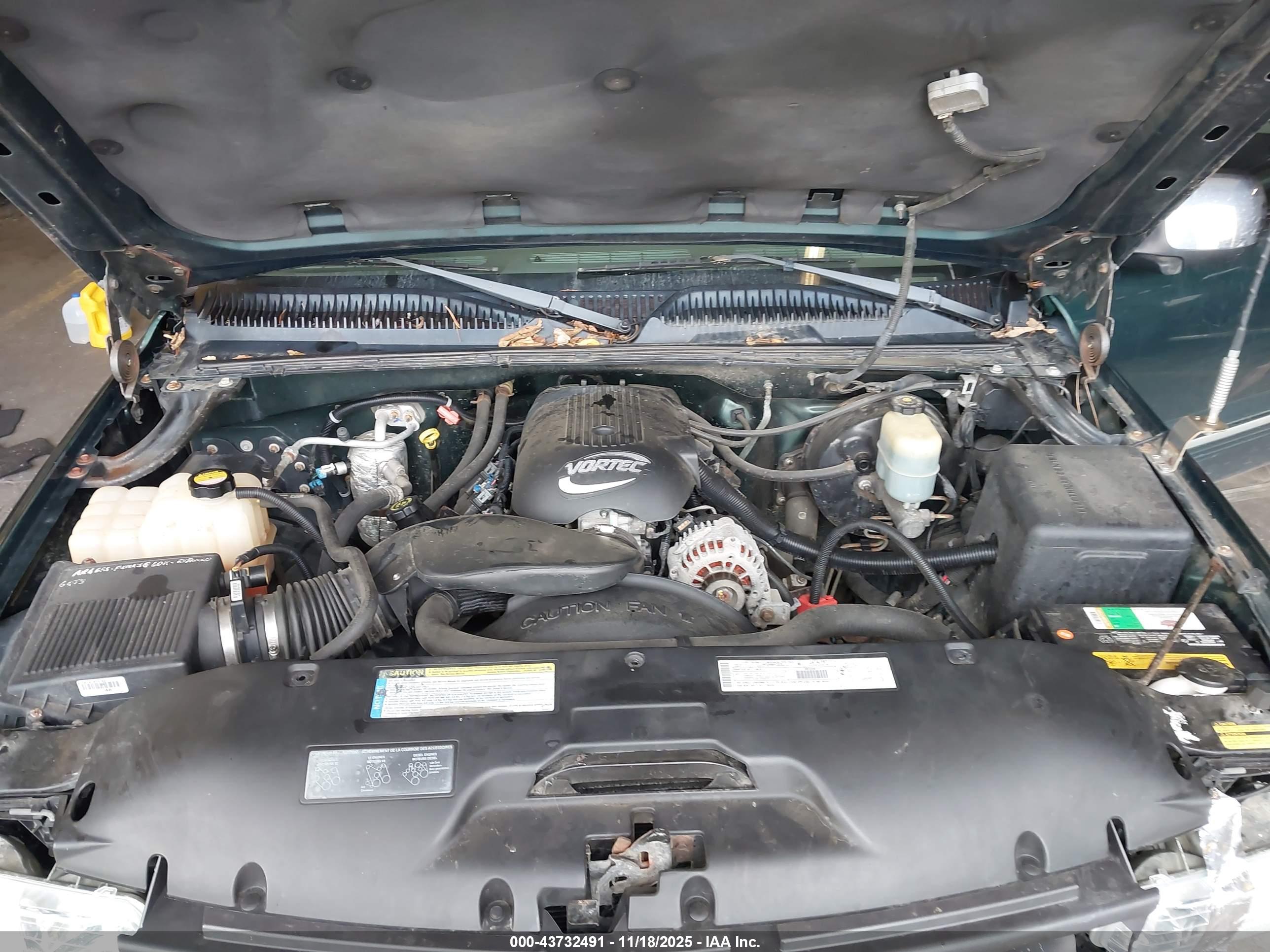 CHEVROLET SILVERADO image 10