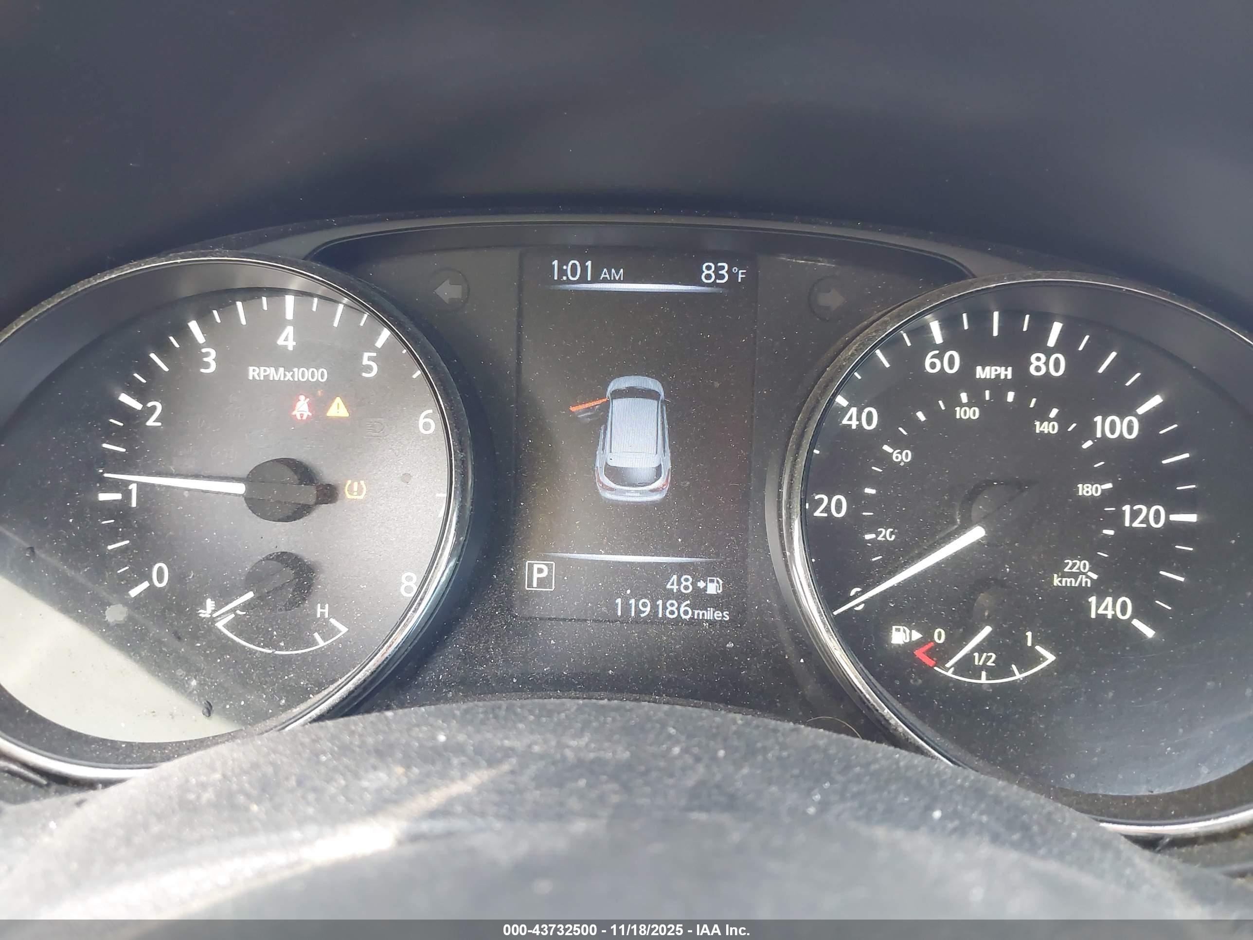 NISSAN ROGUE image 7