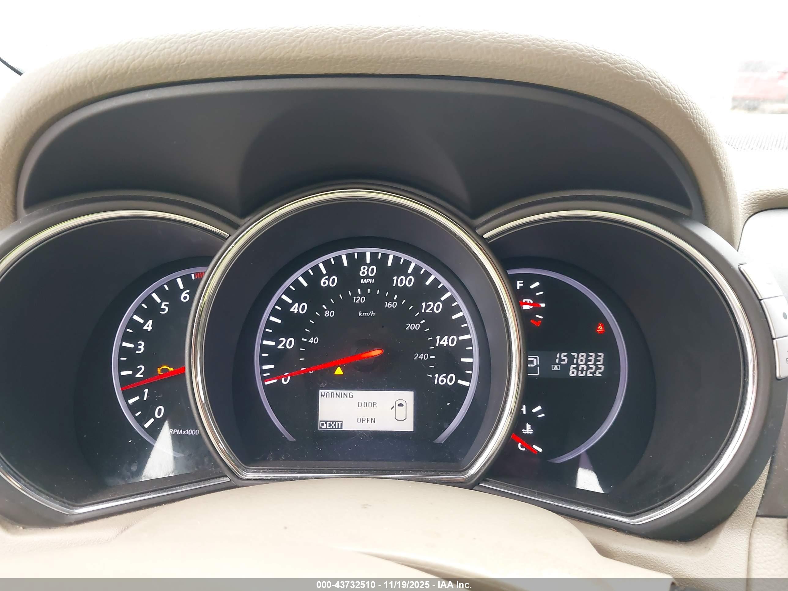 NISSAN MURANO image 7