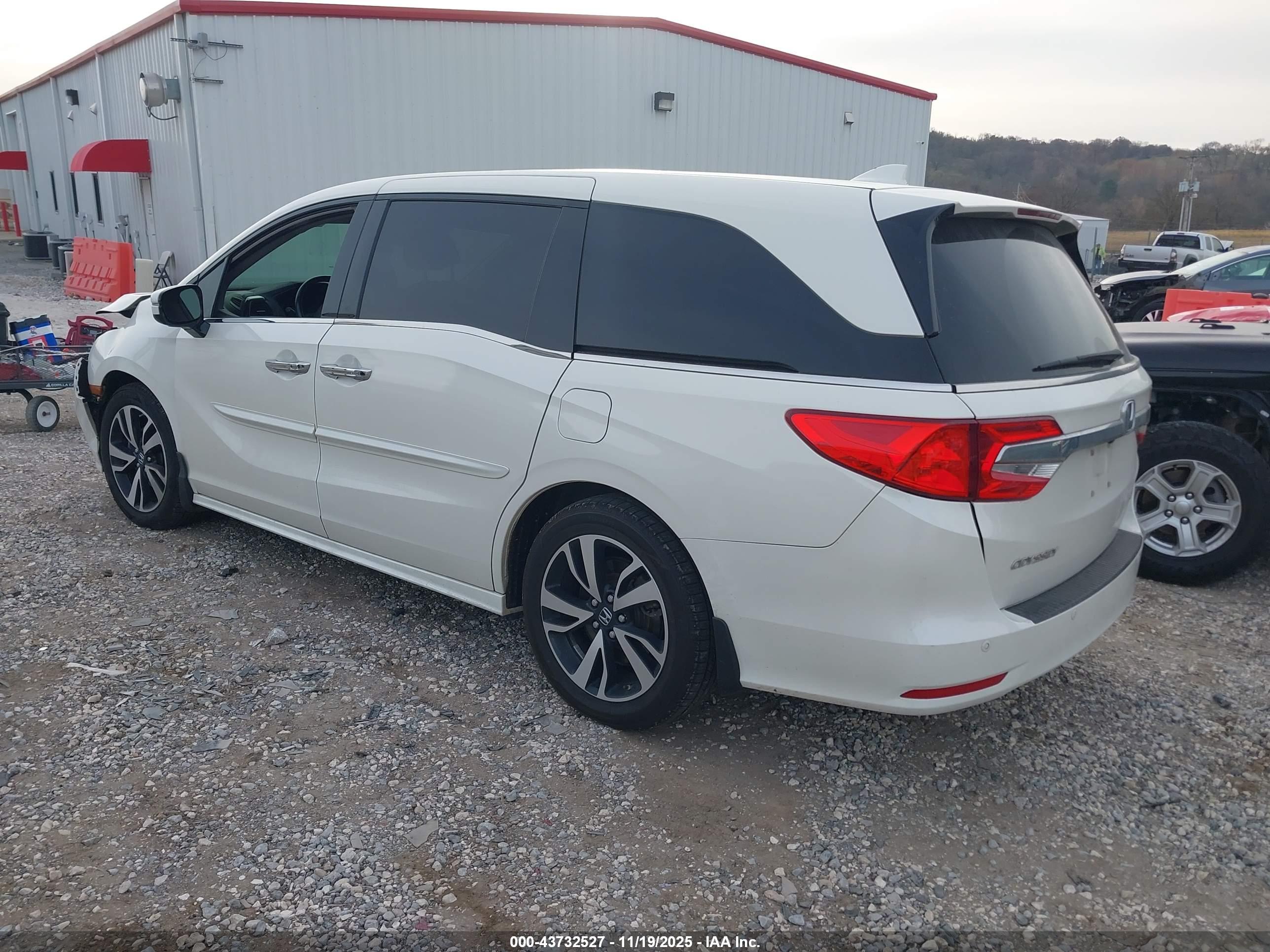 HONDA ODYSSEY image 3
