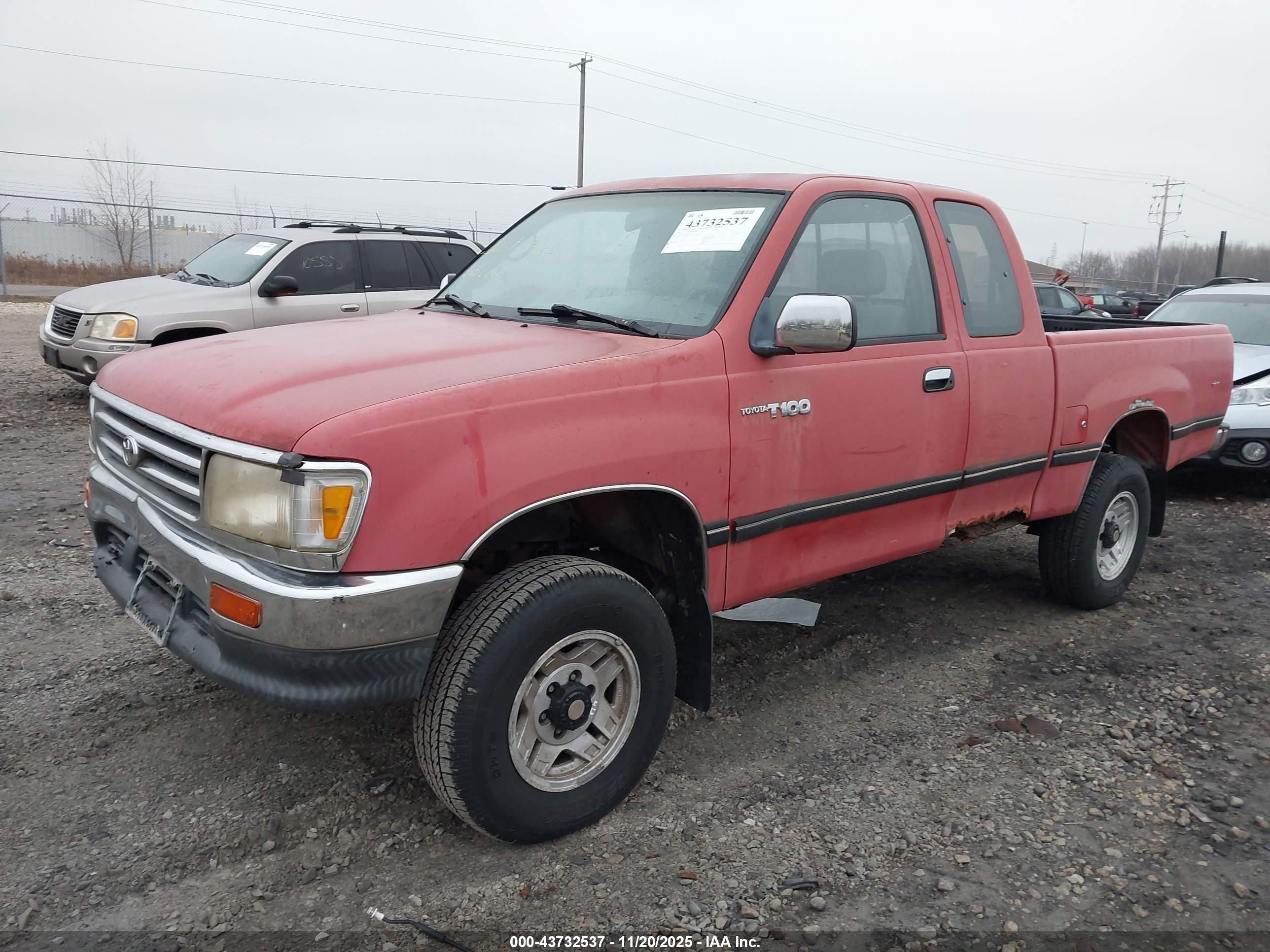 TOYOTA T100 image 2