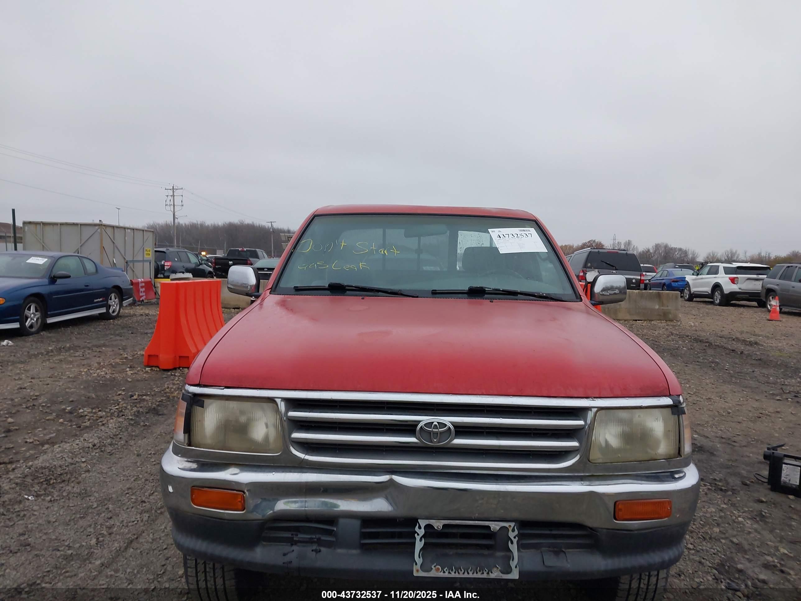 TOYOTA T100 image 6