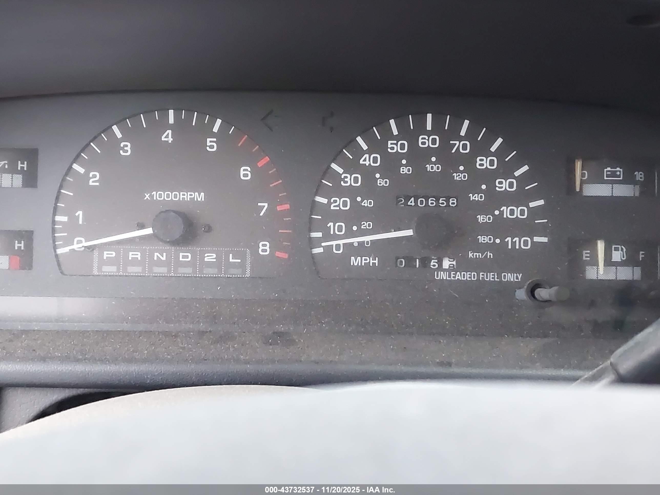 TOYOTA T100 image 7