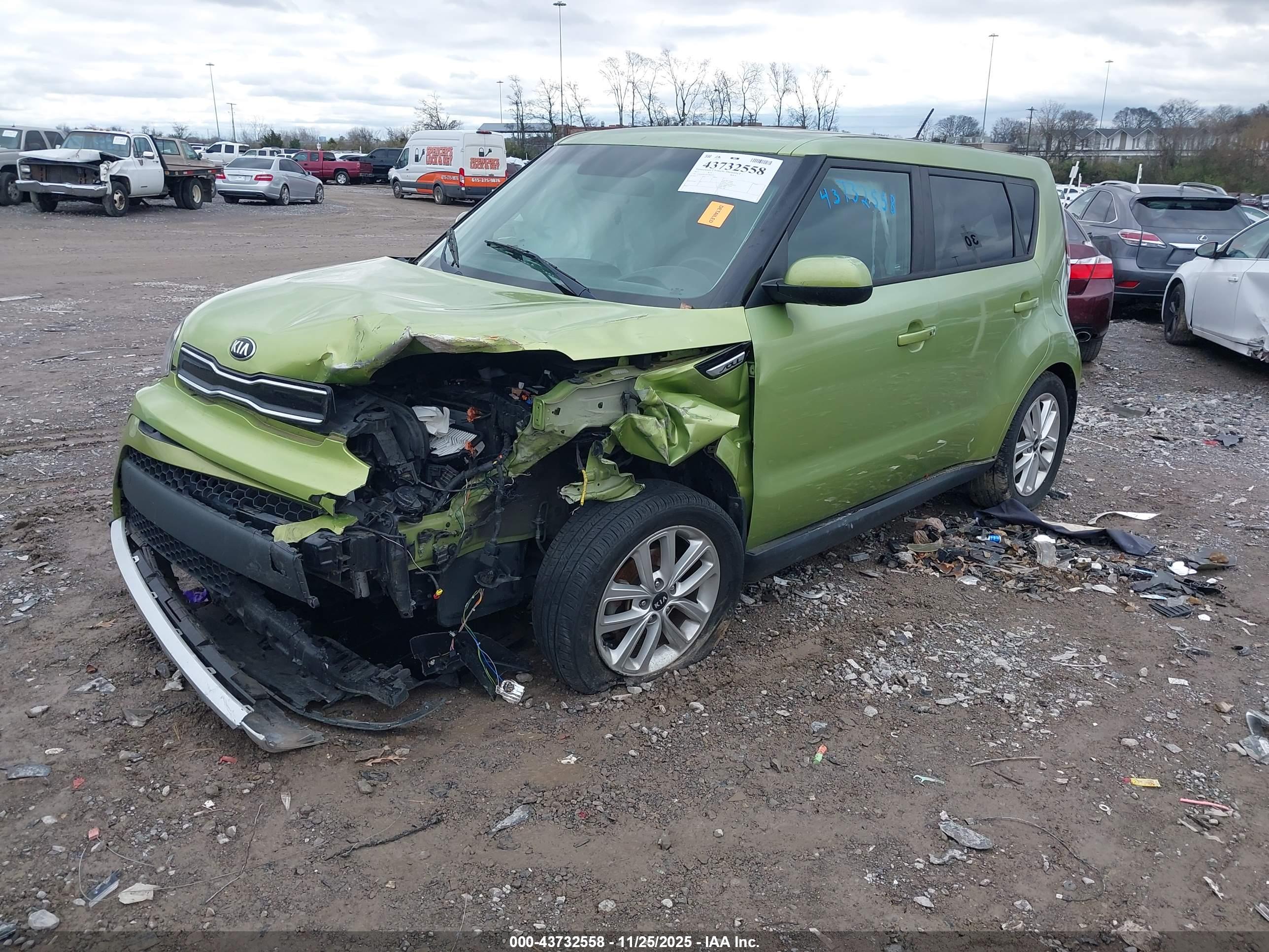 KIA SOUL image 2
