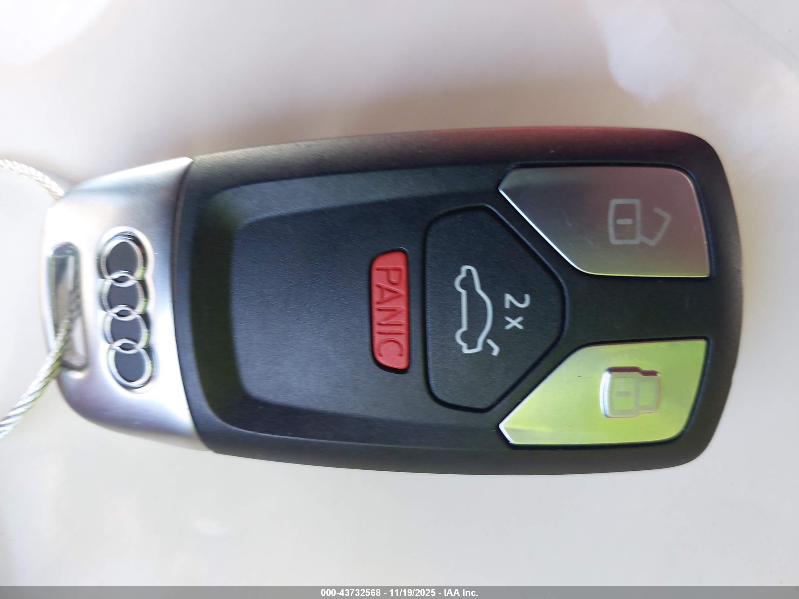 AUDI SQ5 image 11
