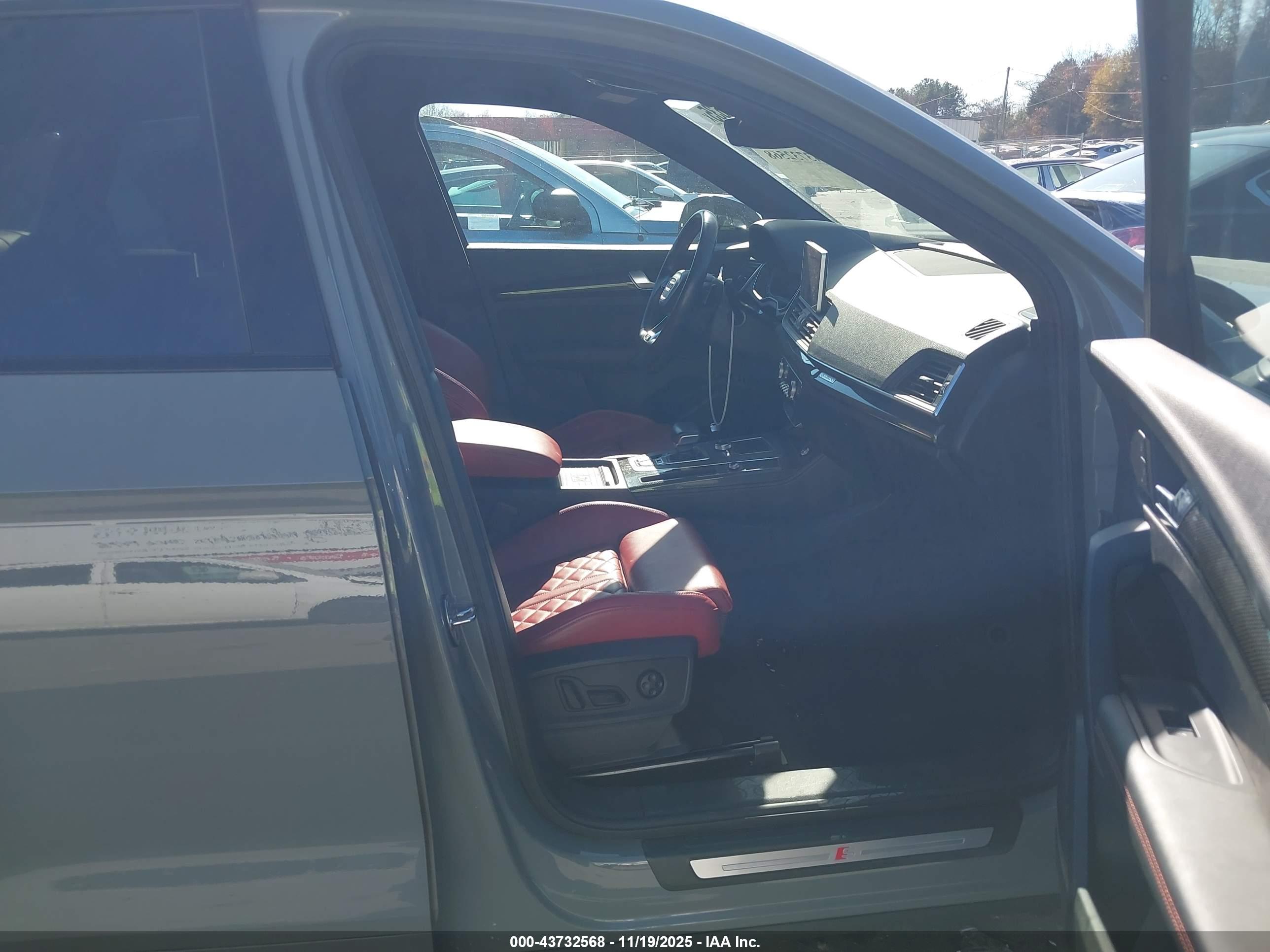 AUDI SQ5 image 5
