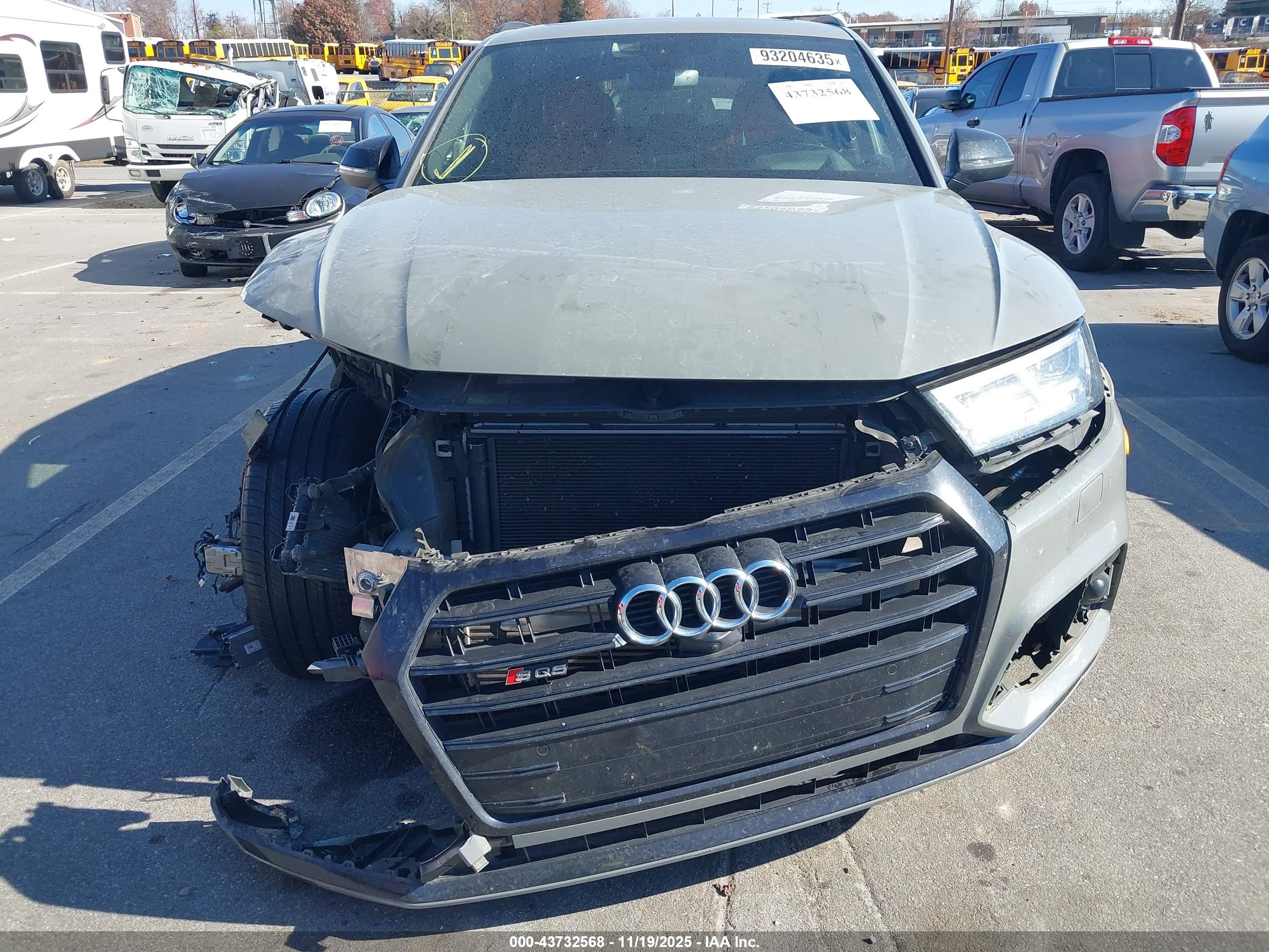 AUDI SQ5 image 6