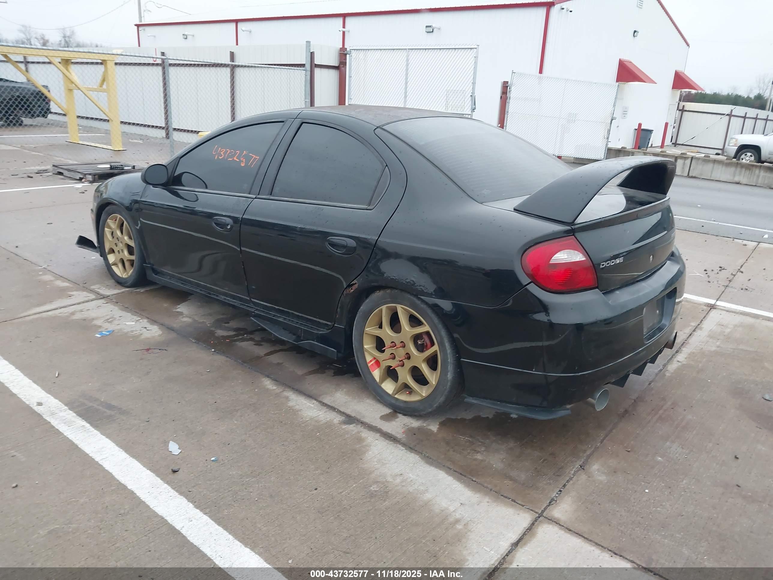 DODGE SRT4 image 3