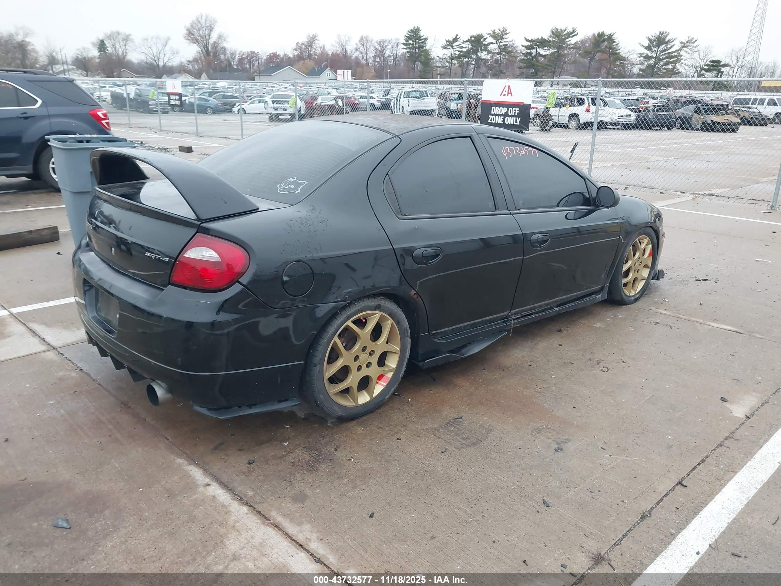 DODGE SRT4 image 4