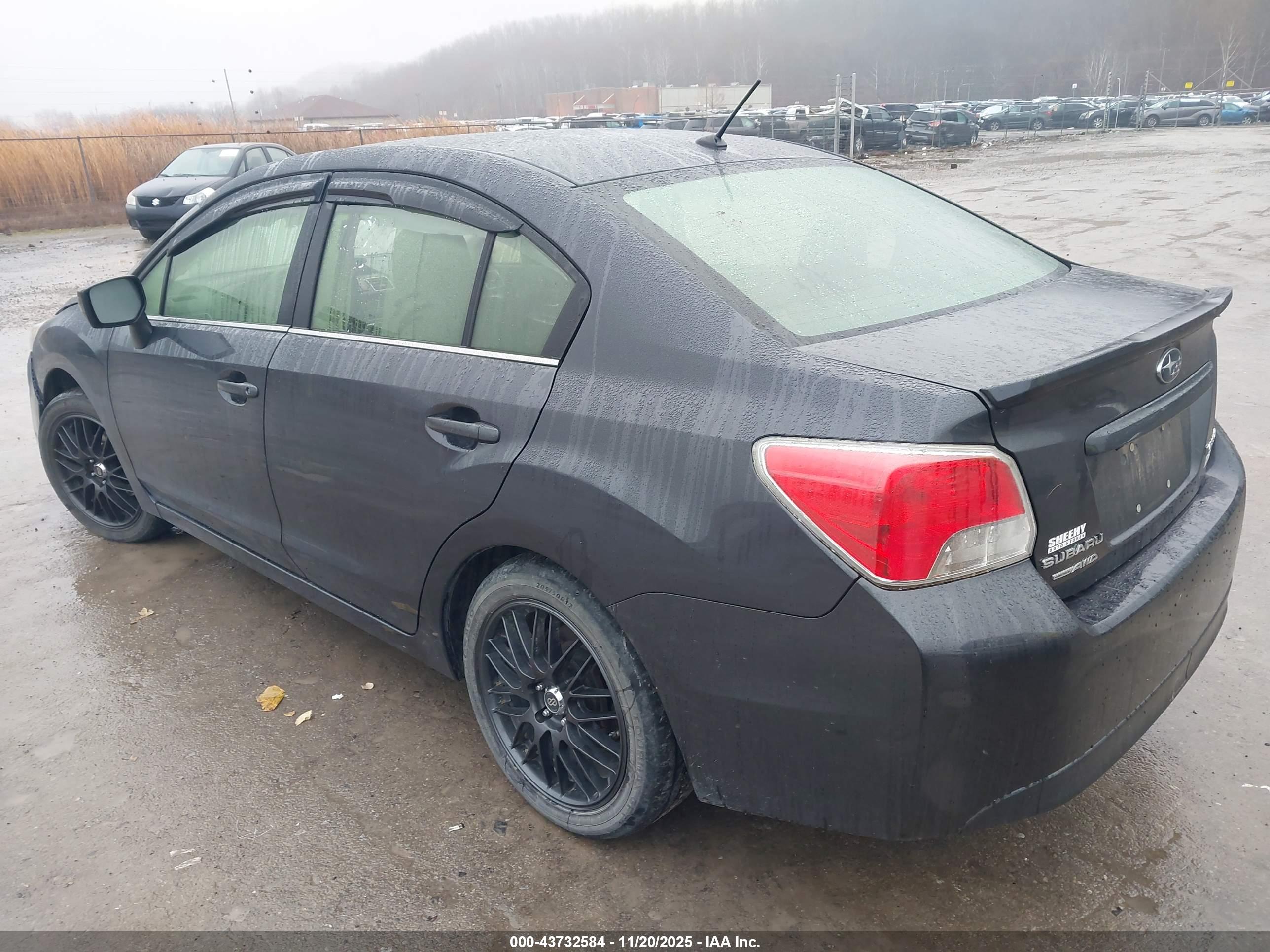 SUBARU IMPREZA image 3