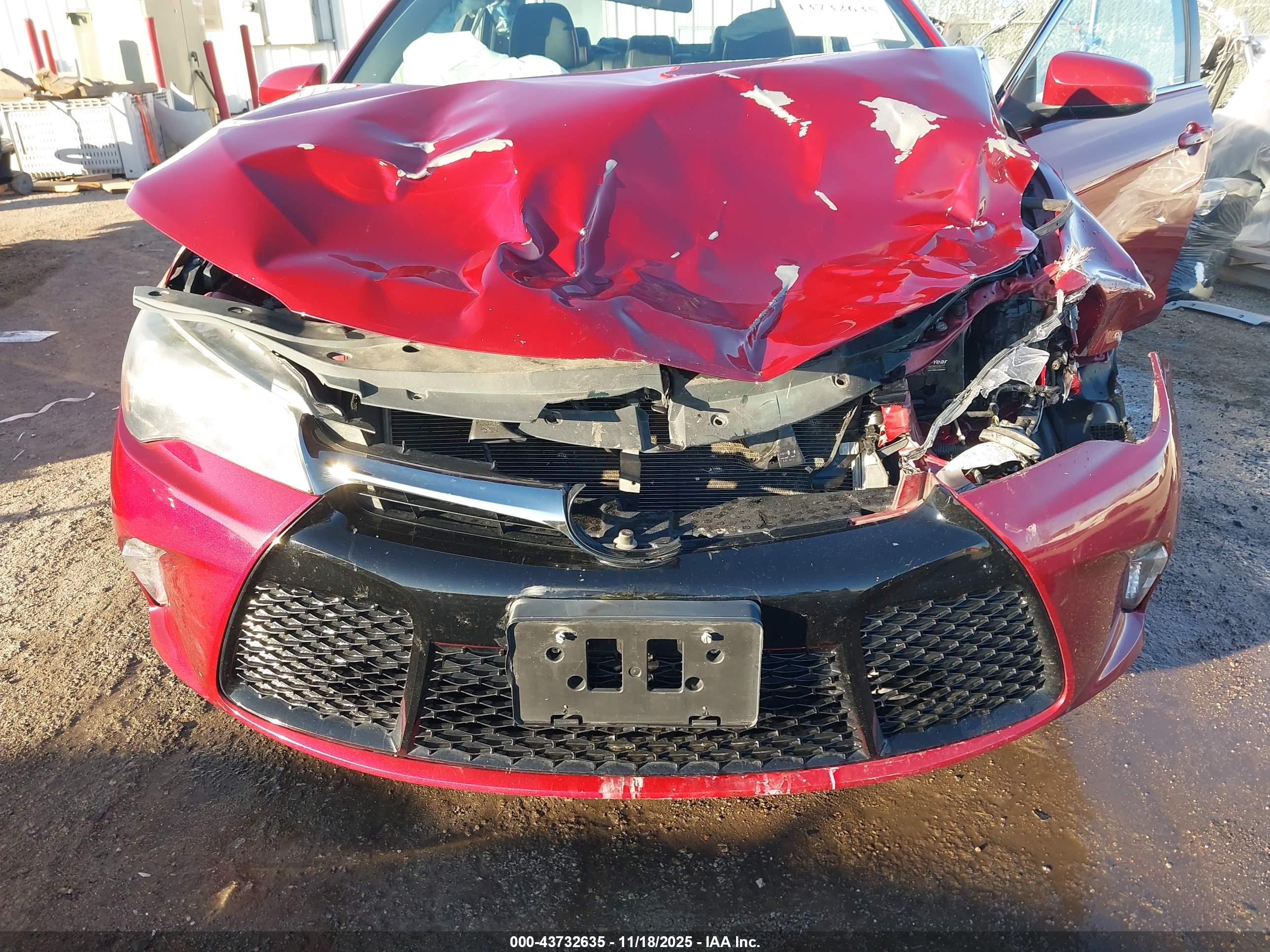 TOYOTA CAMRY image 6