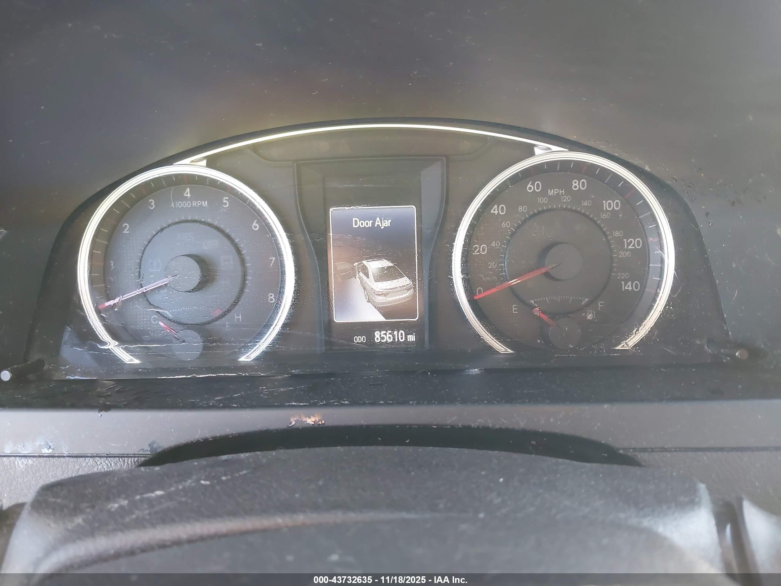 TOYOTA CAMRY image 7