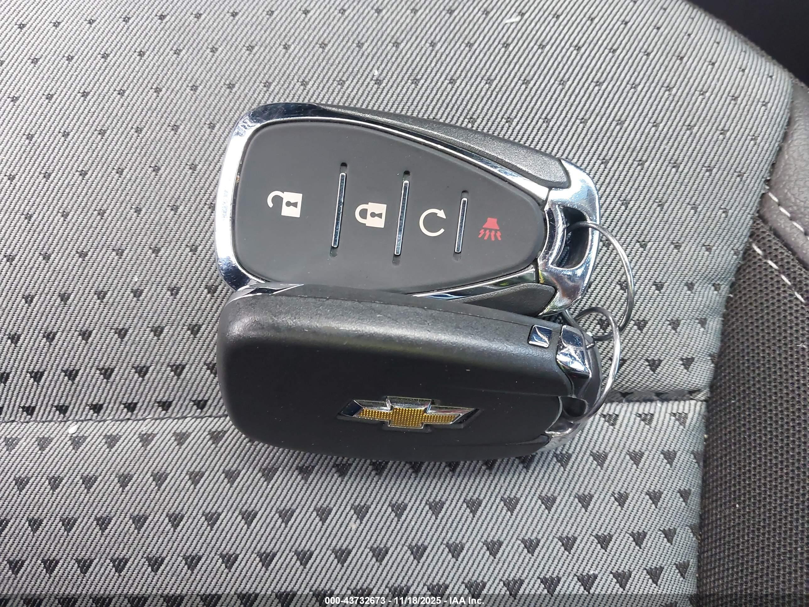 CHEVROLET TRAX image 11