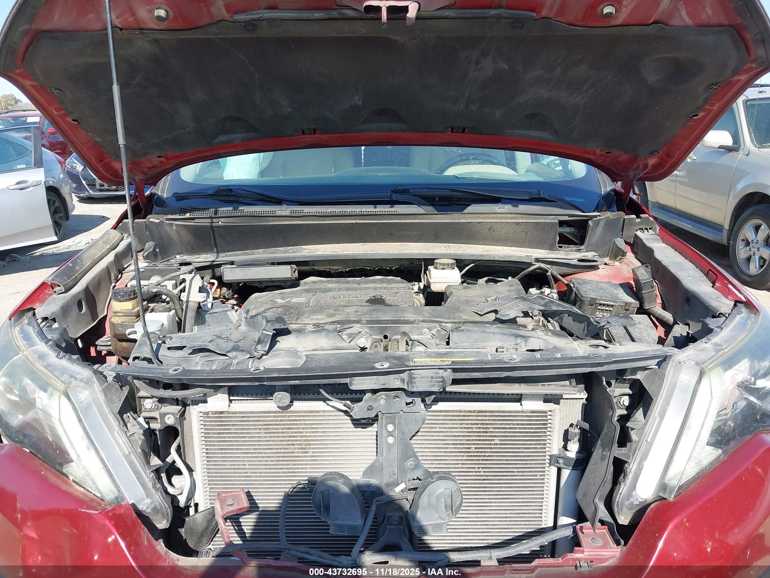 NISSAN PATHFINDER image 10