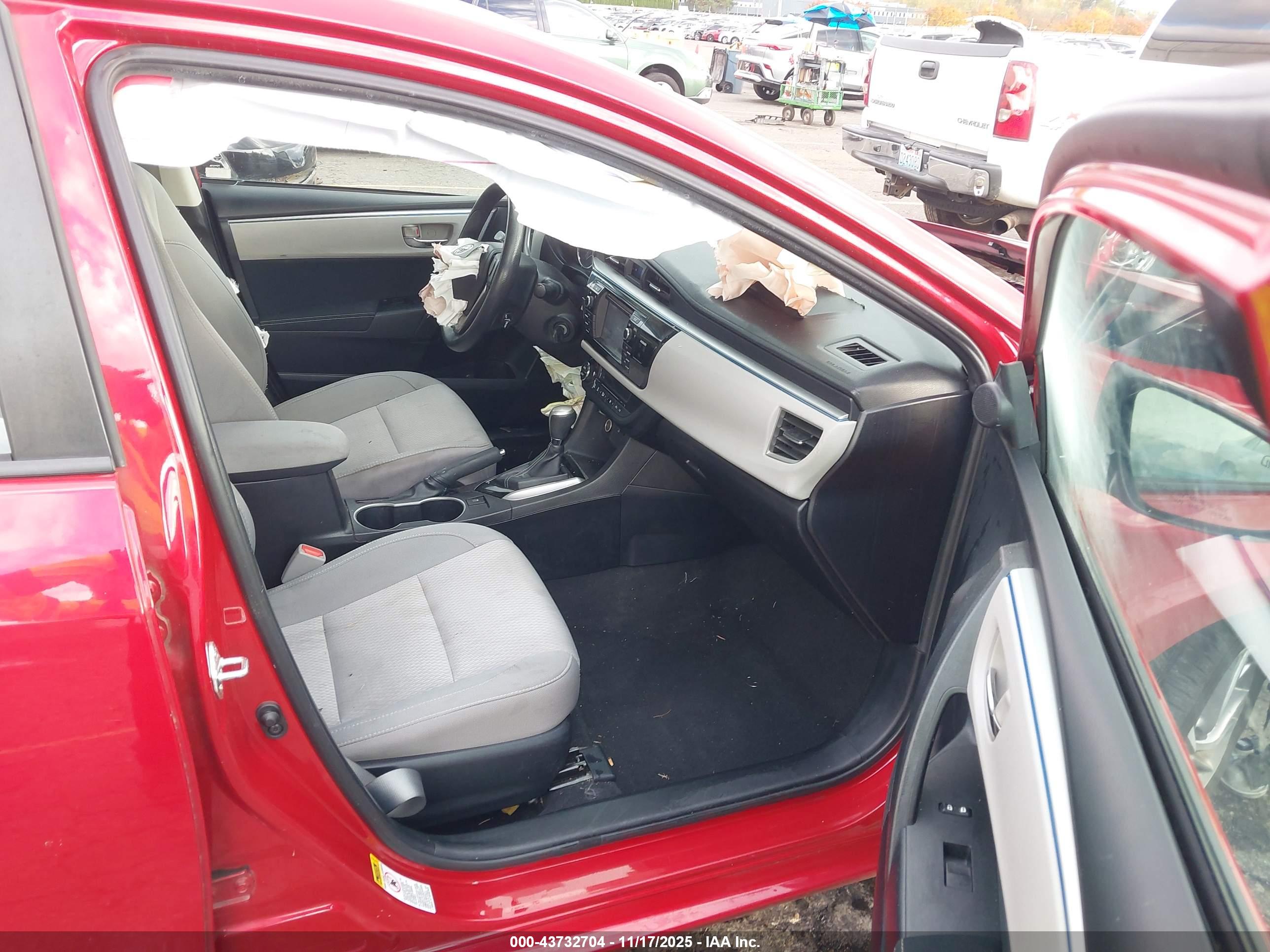 TOYOTA COROLLA image 5