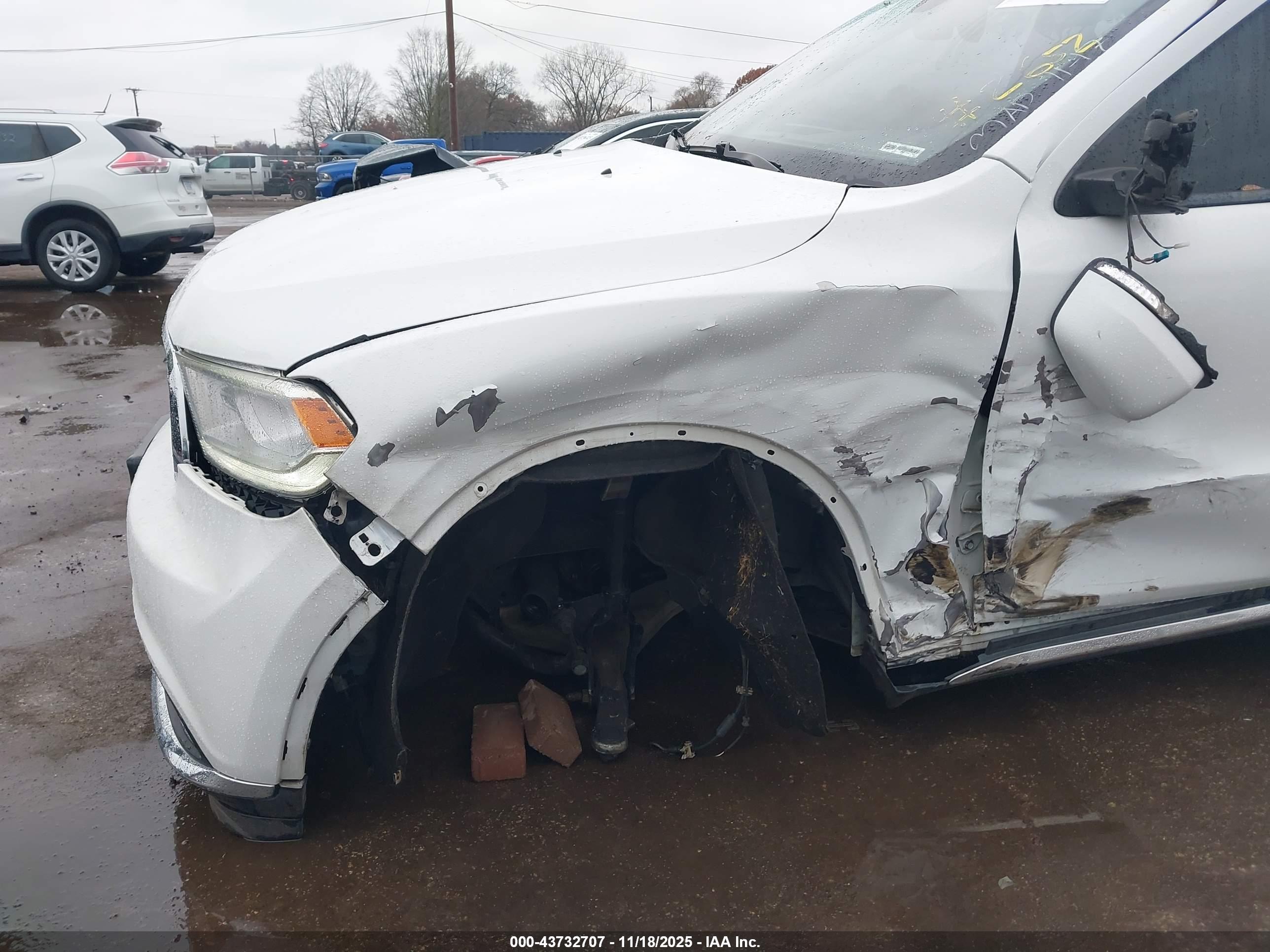 DODGE DURANGO image 6