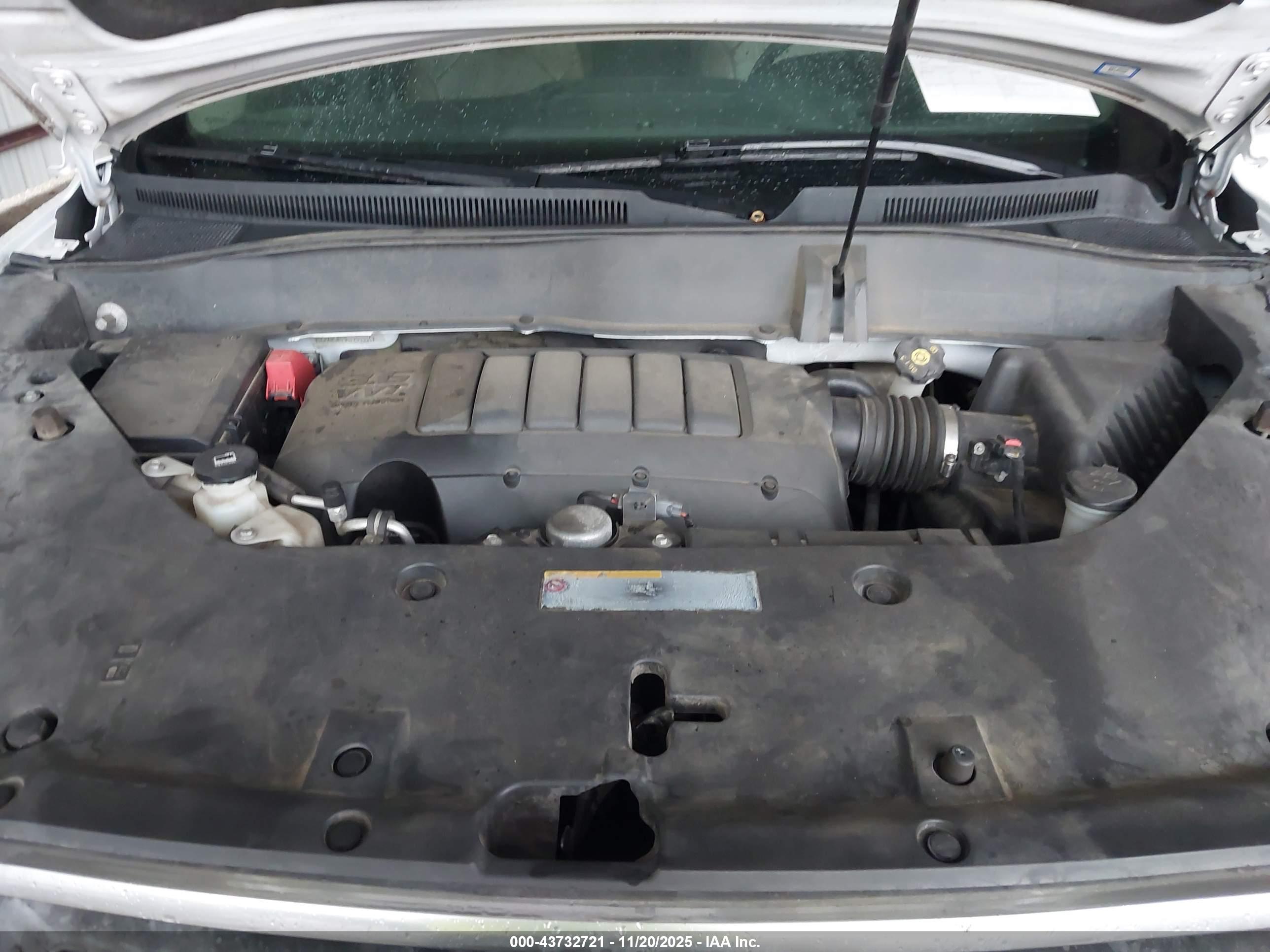 GMC ACADIA image 10