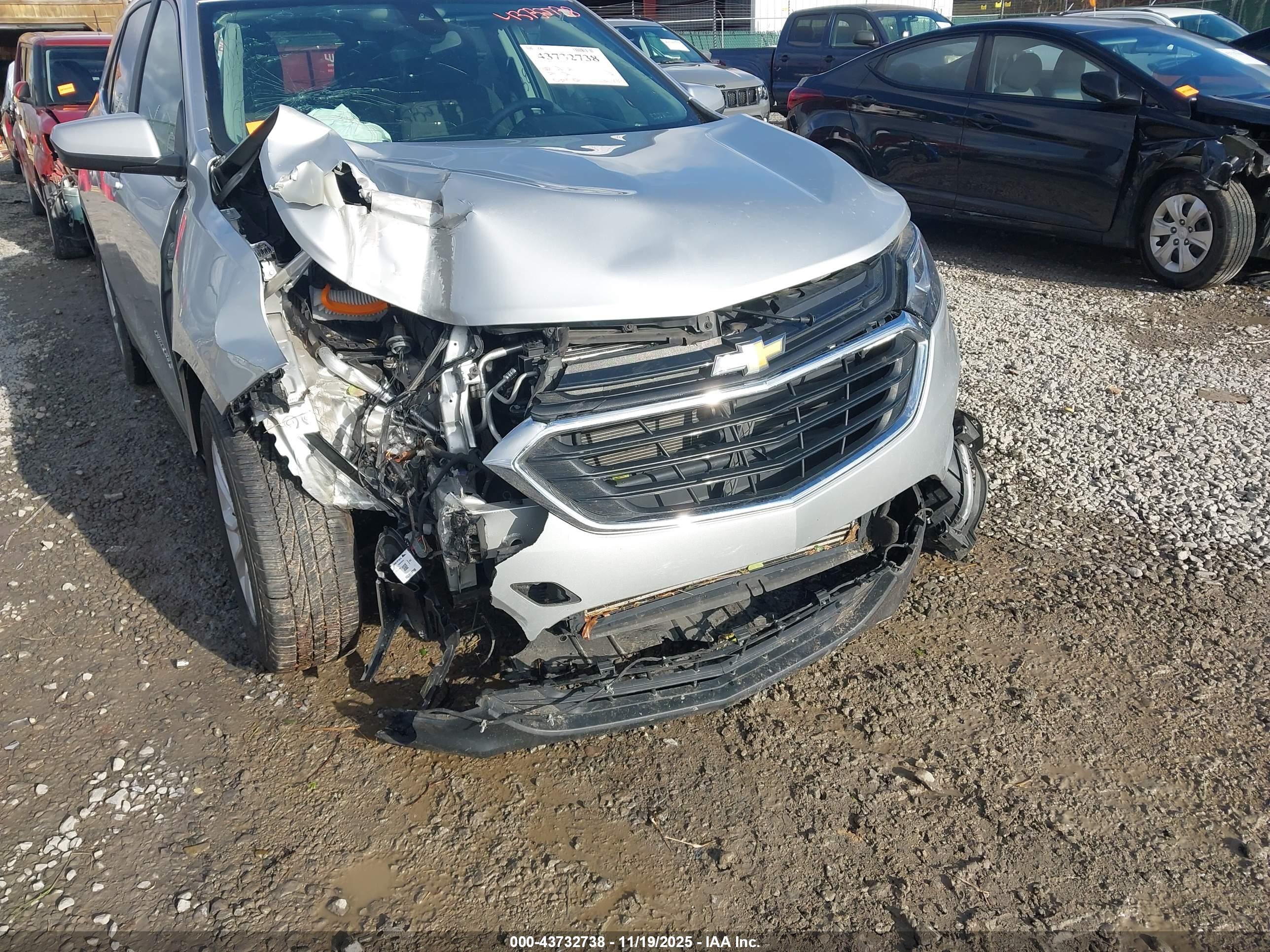 CHEVROLET EQUINOX image 6