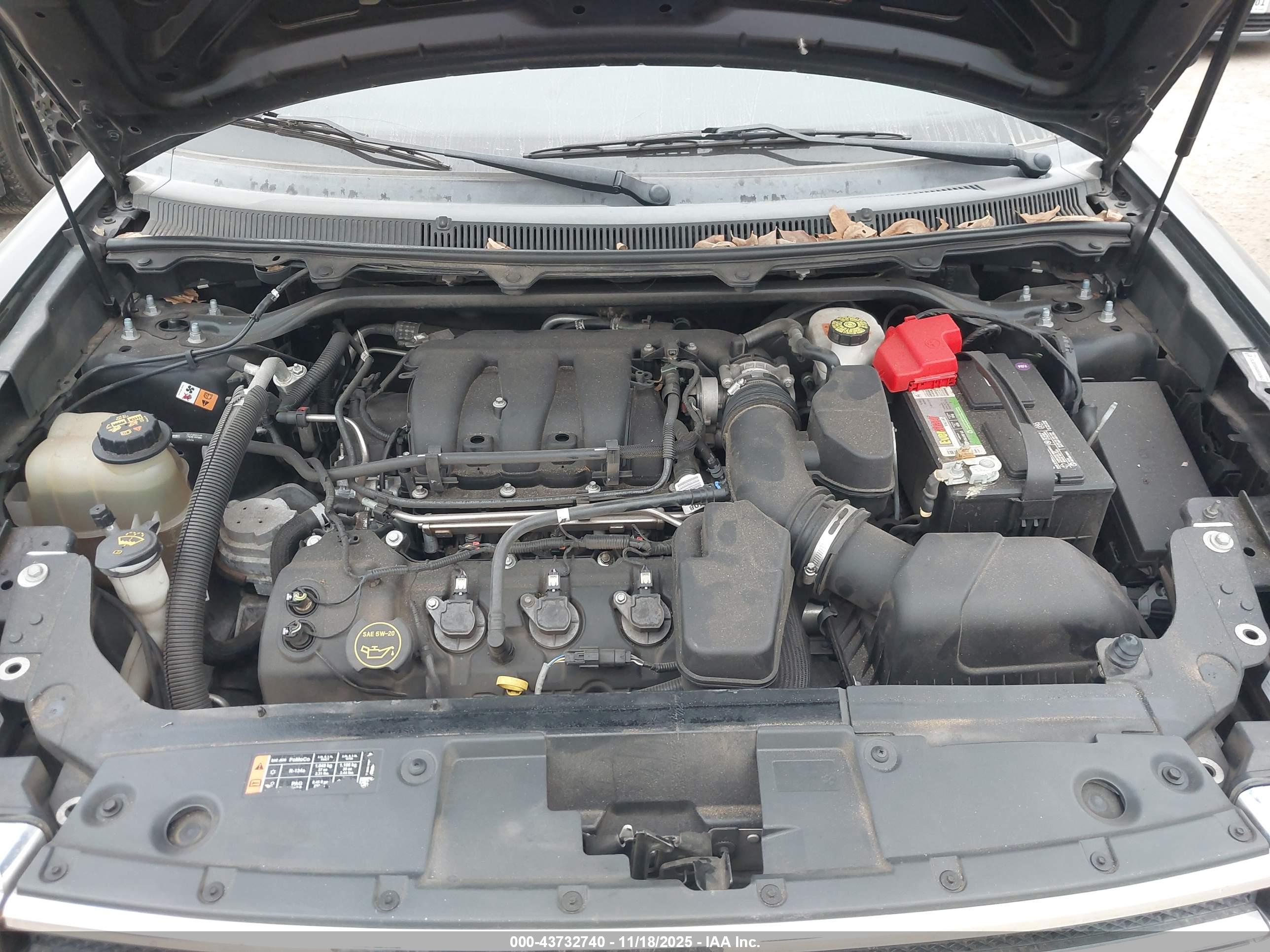 FORD FLEX image 10