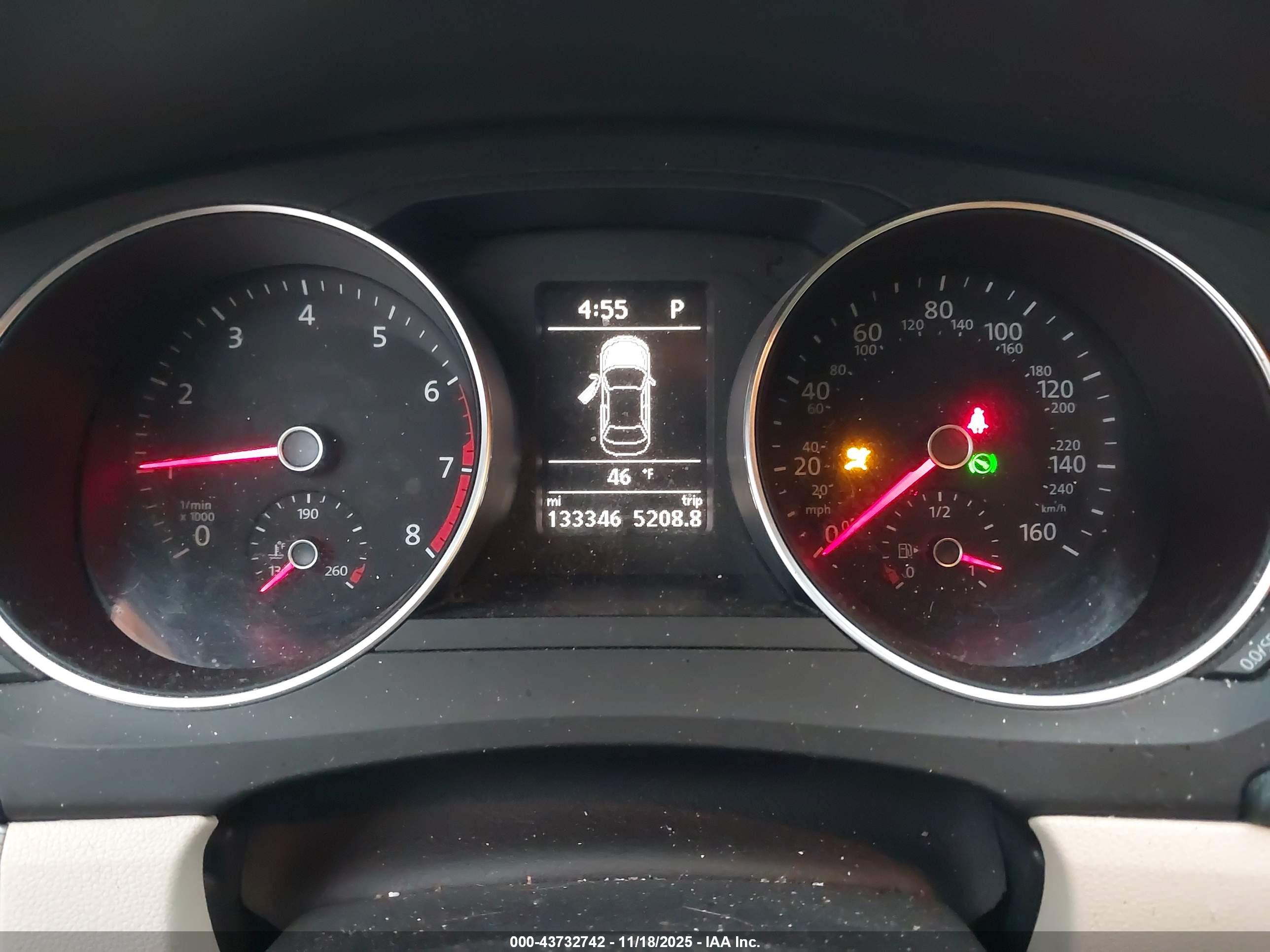 VOLKSWAGEN JETTA image 7