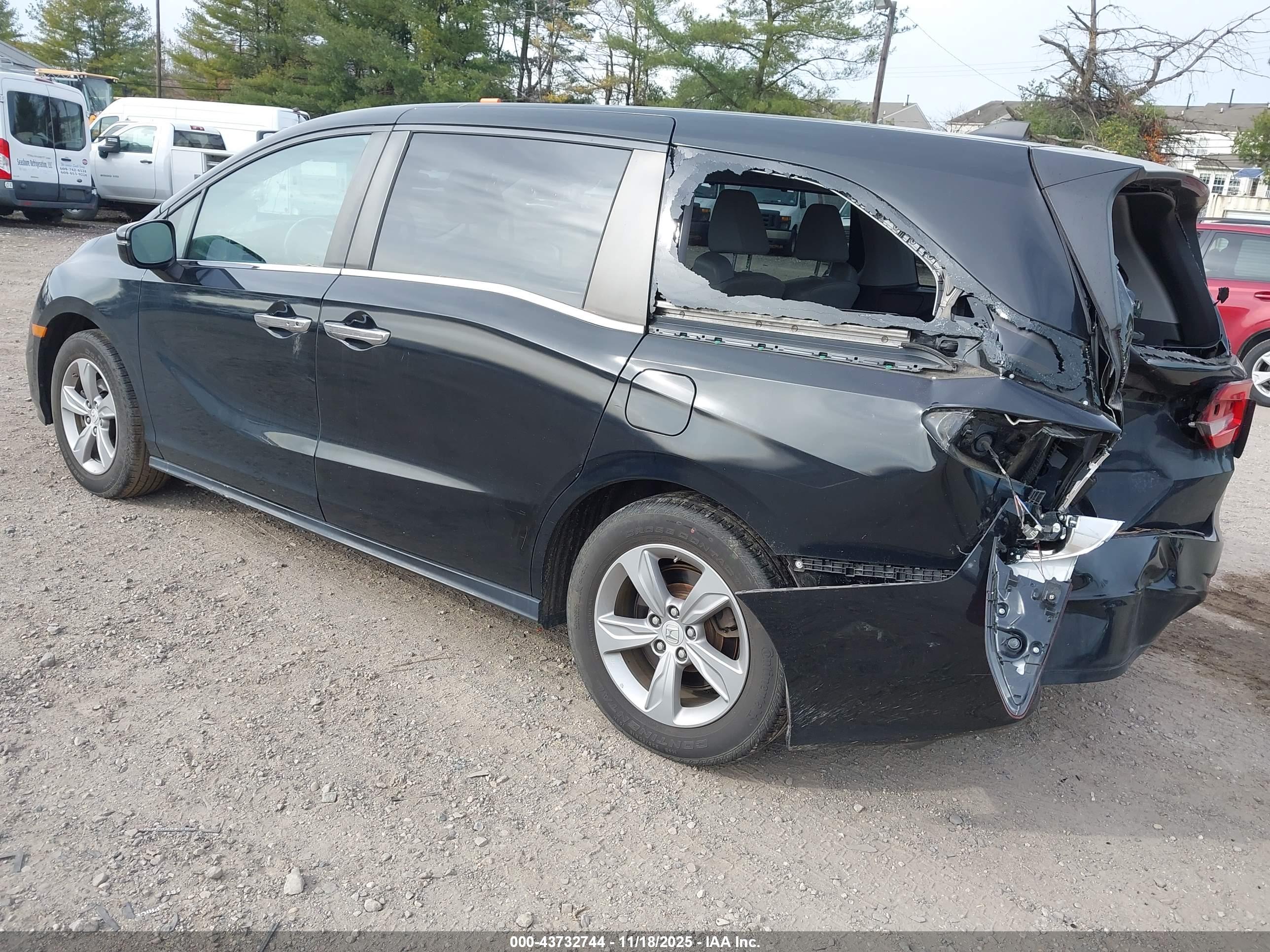 HONDA ODYSSEY image 3