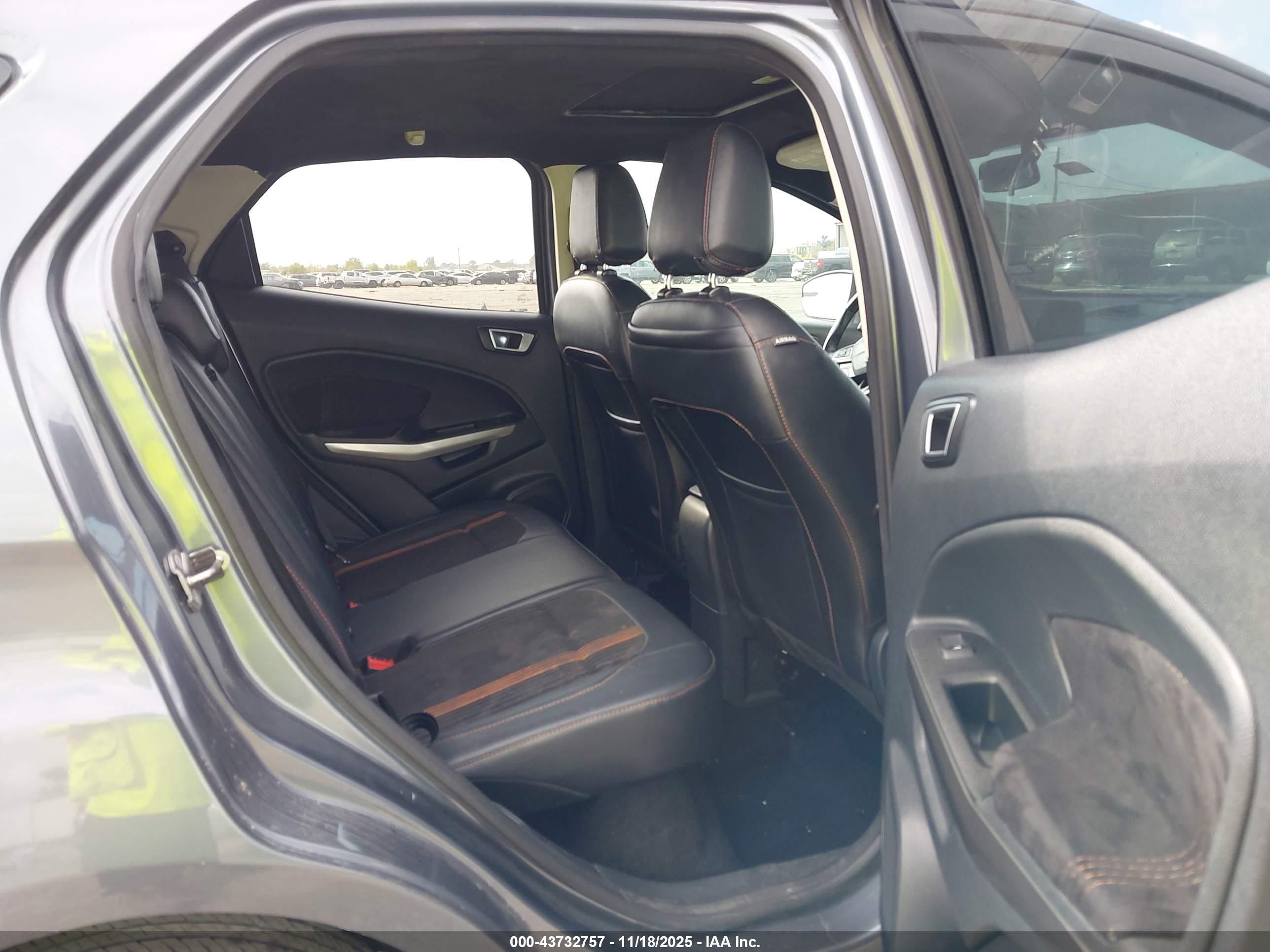 FORD ECOSPORT image 8