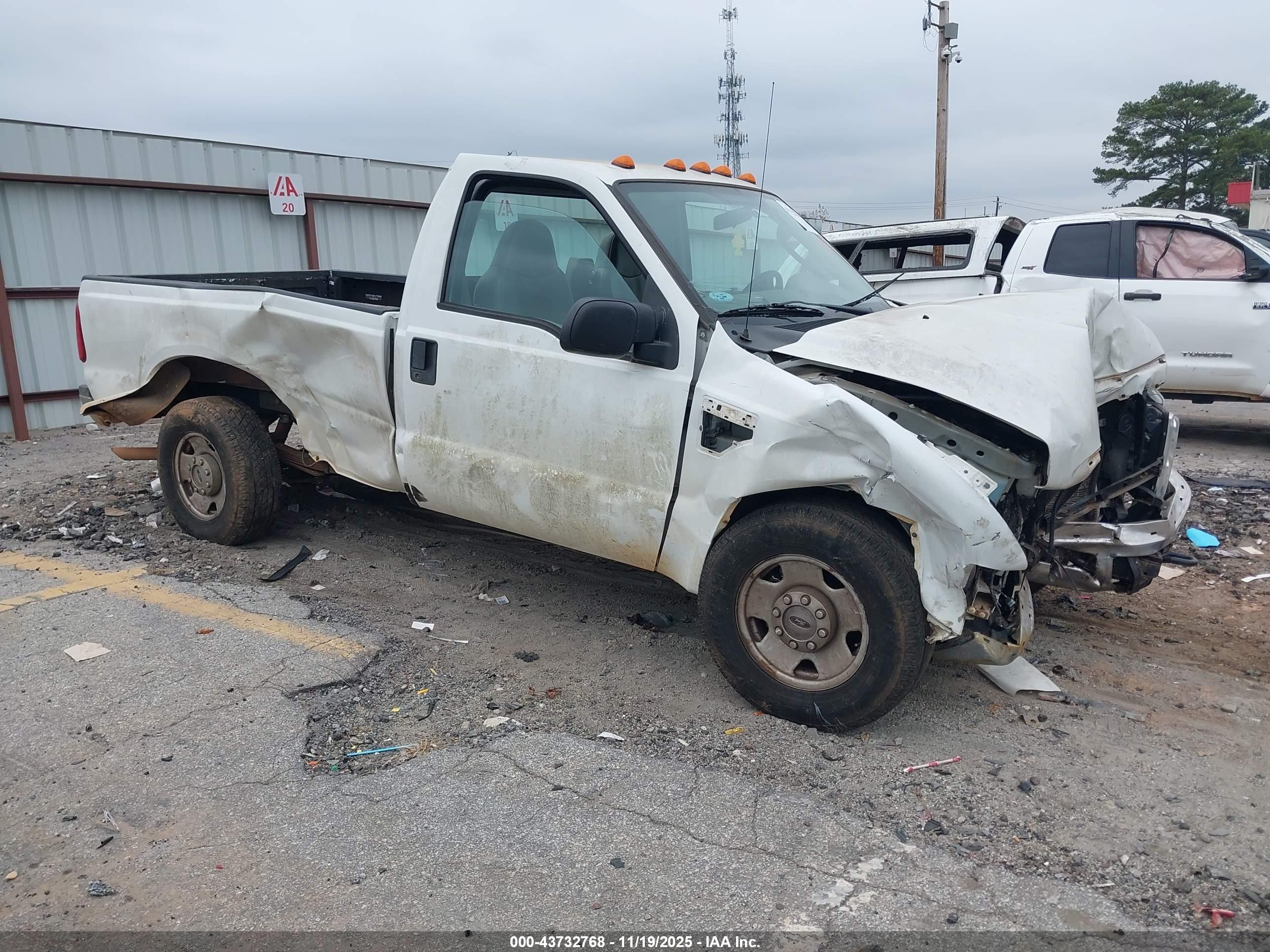 FORD F-250 image 6