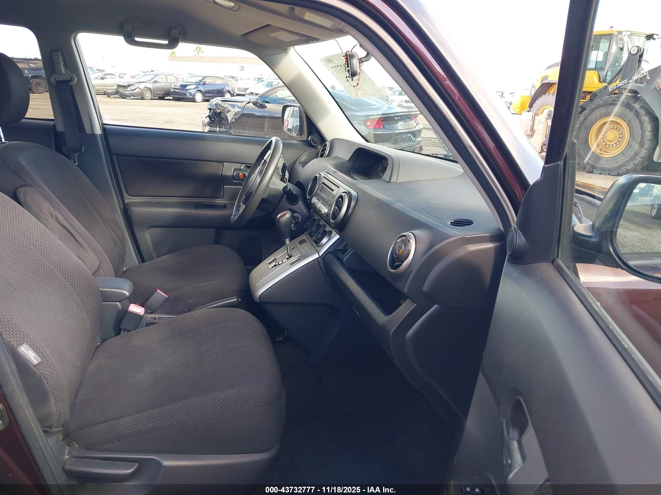 SCION XB image 5
