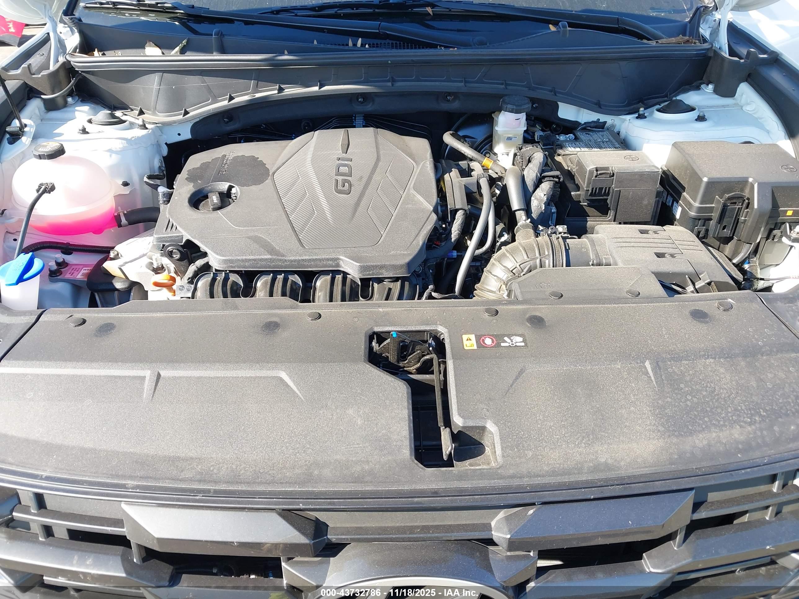 HYUNDAI TUCSON image 10