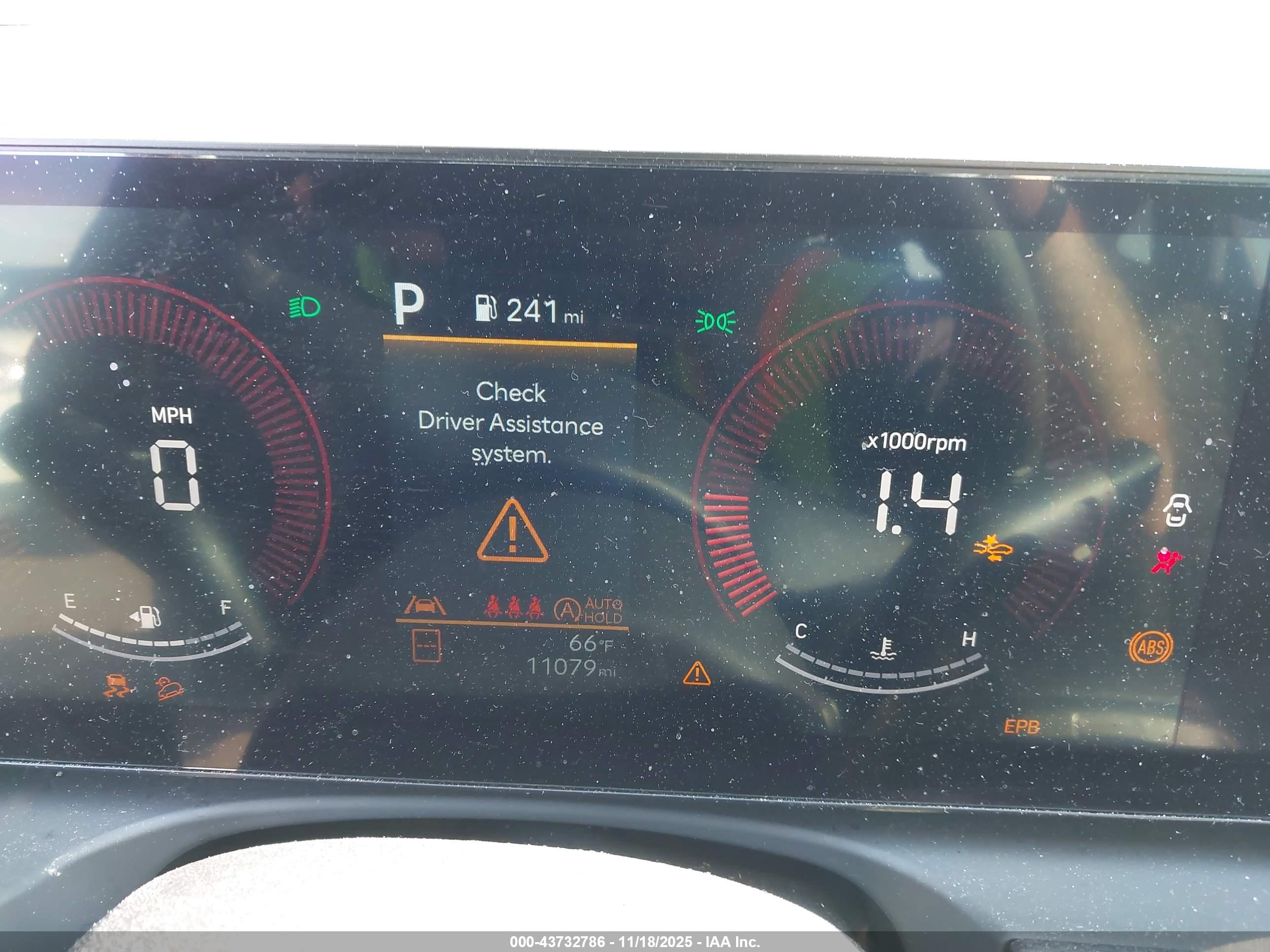 HYUNDAI TUCSON image 7
