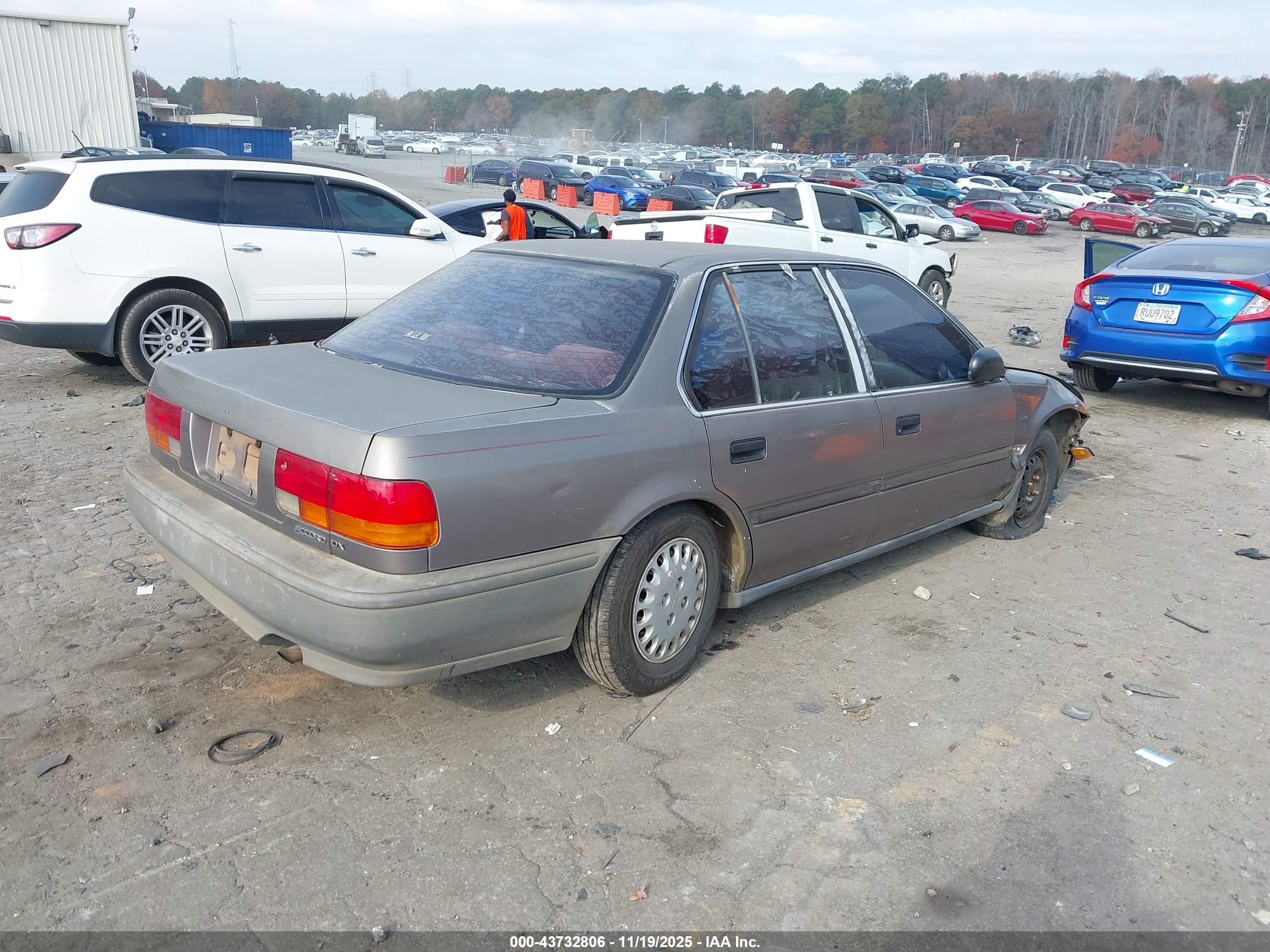 HONDA ACCORD image 4