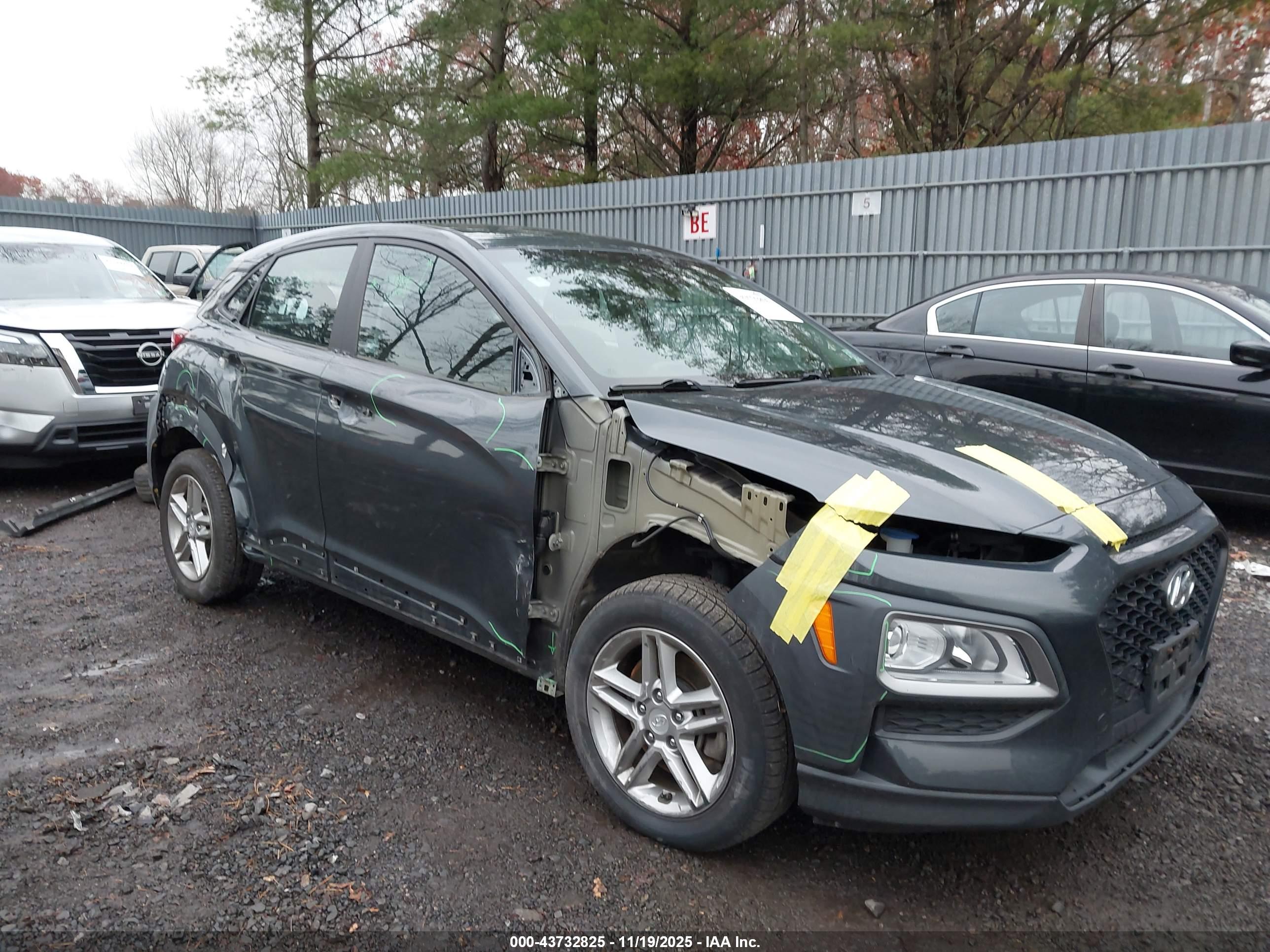 HYUNDAI KONA image 6