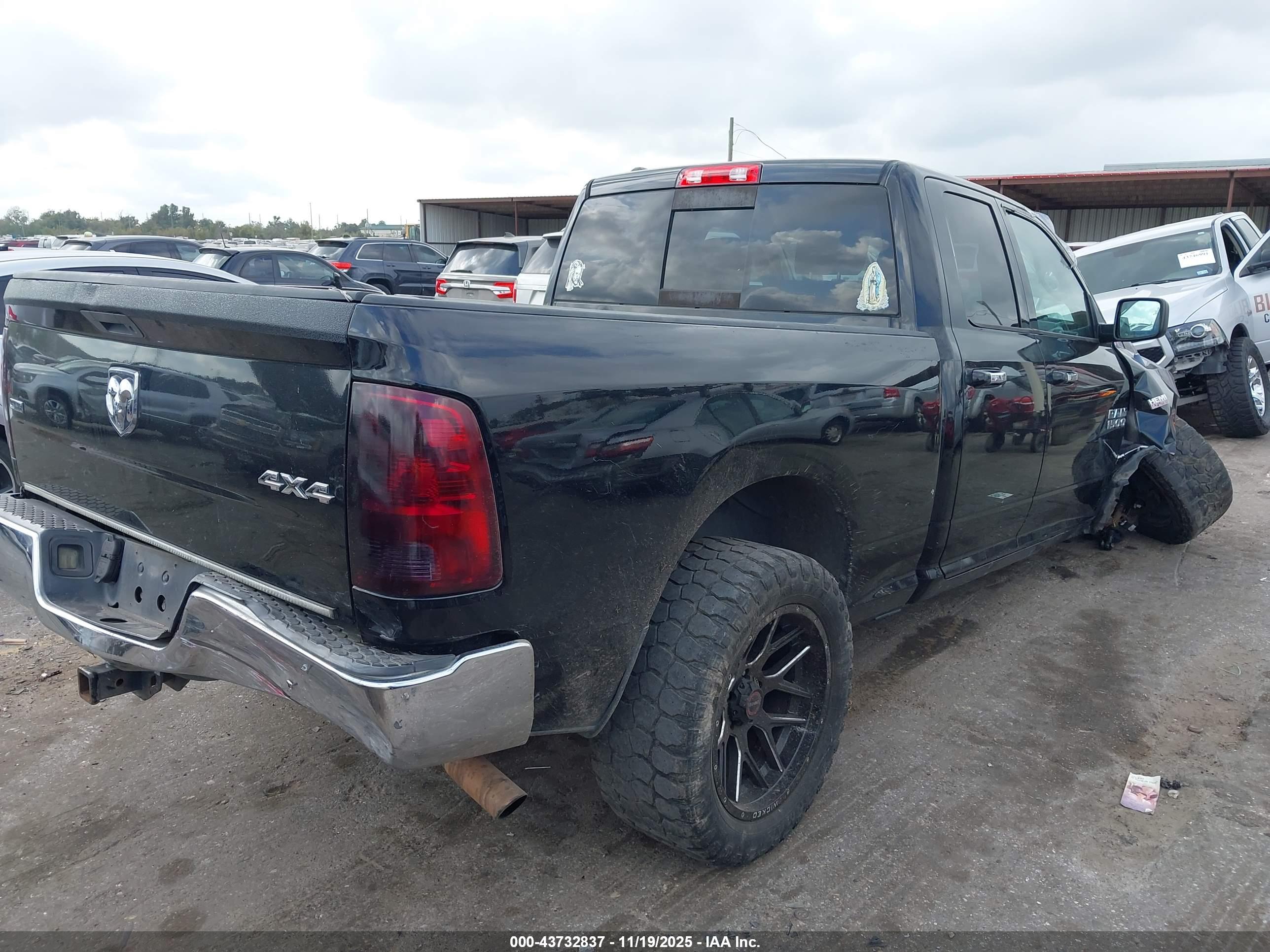 RAM 1500 image 4