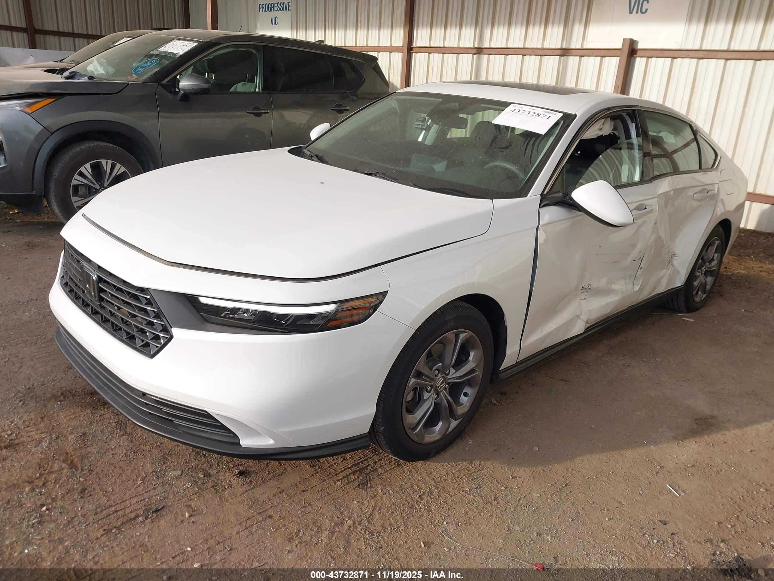 HONDA ACCORD image 2