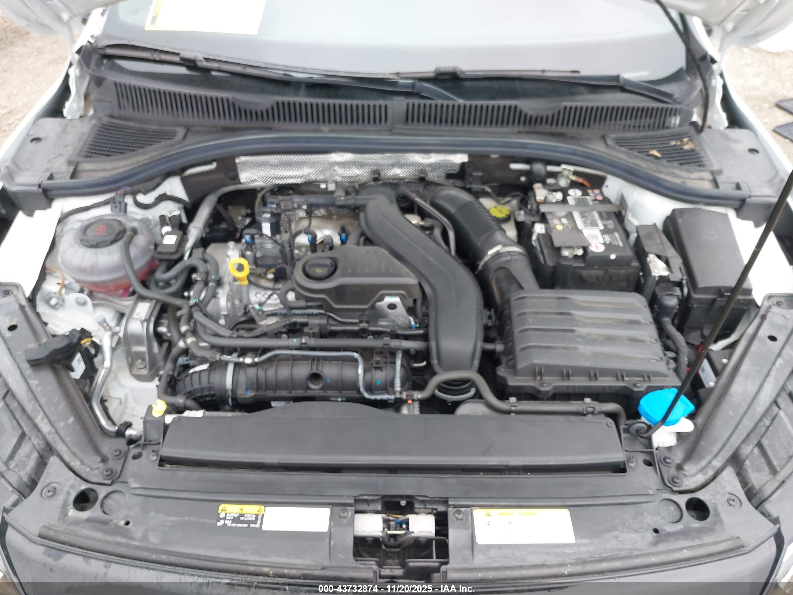 VOLKSWAGEN JETTA image 10