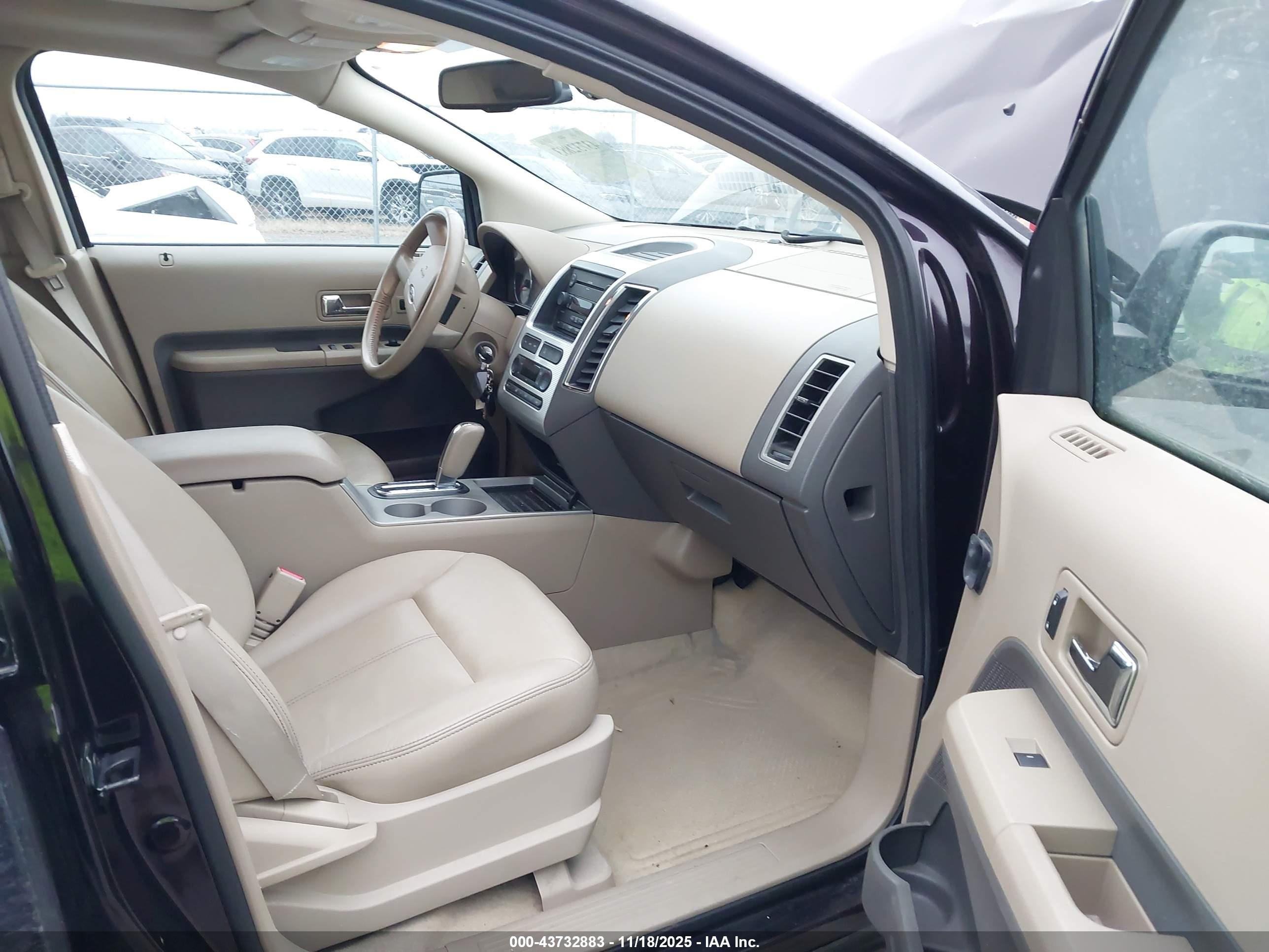 FORD EDGE image 5