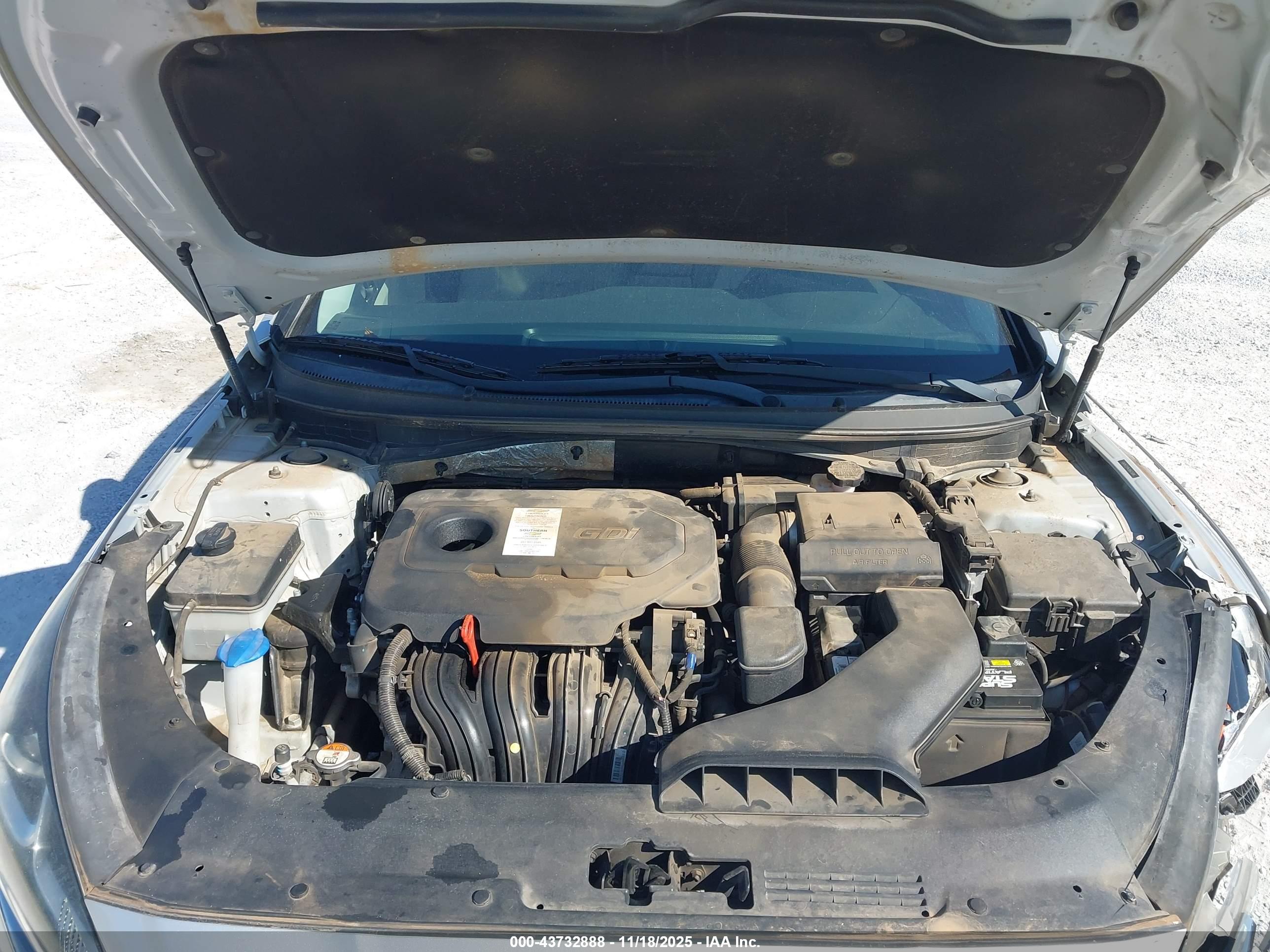 HYUNDAI SONATA image 10