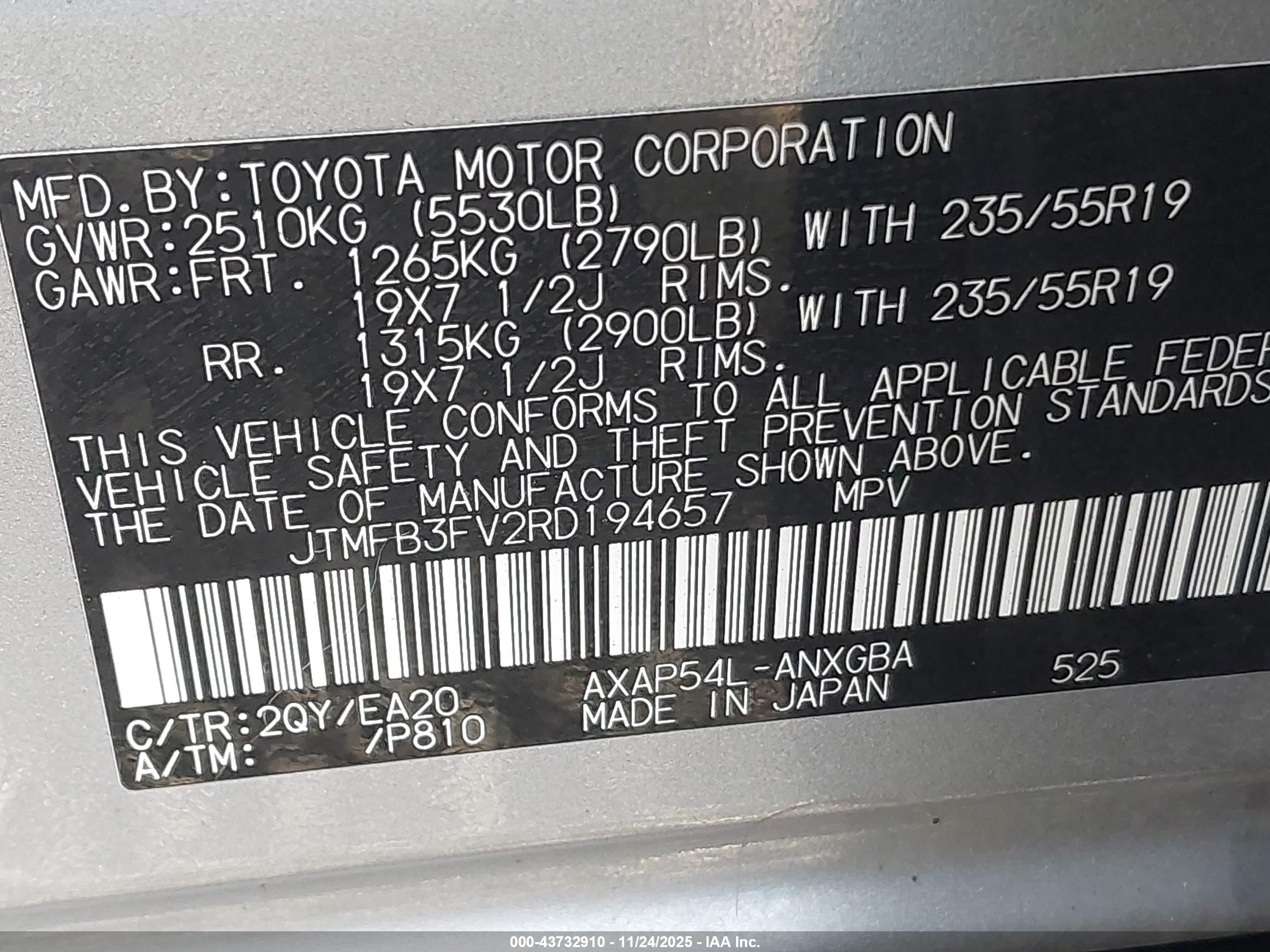 TOYOTA RAV4 image 9