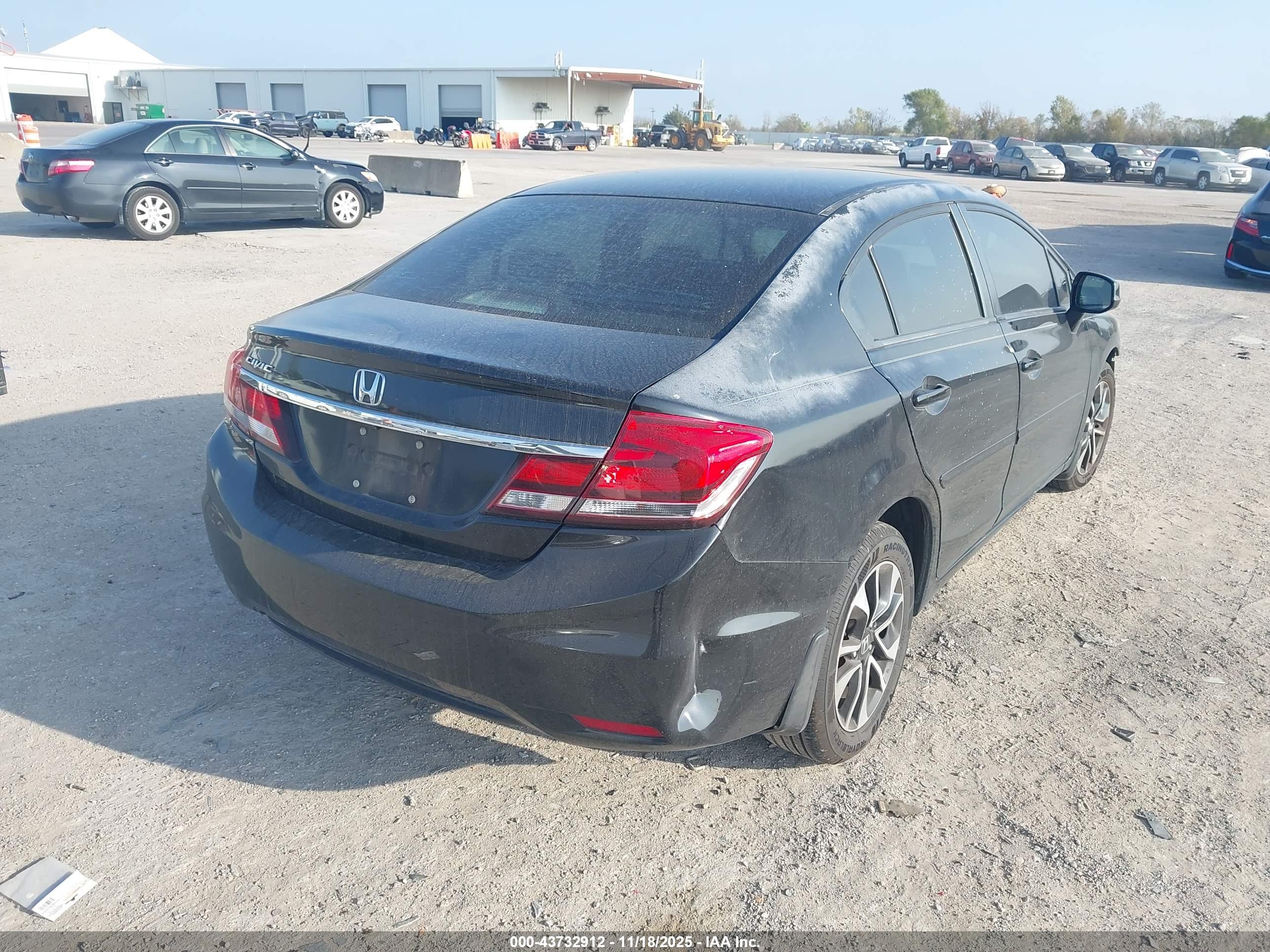 HONDA CIVIC image 4