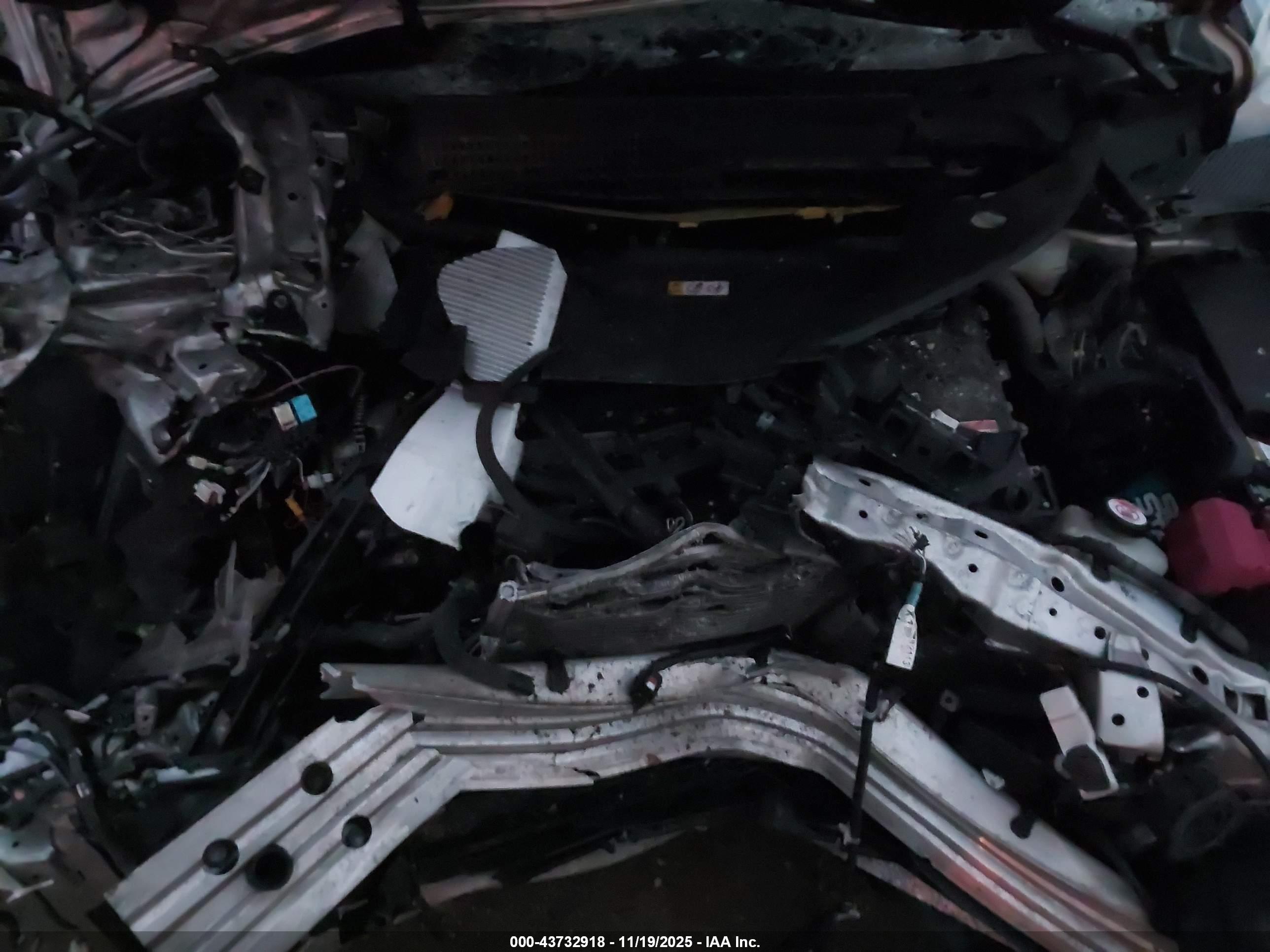 TOYOTA PRIUS image 10