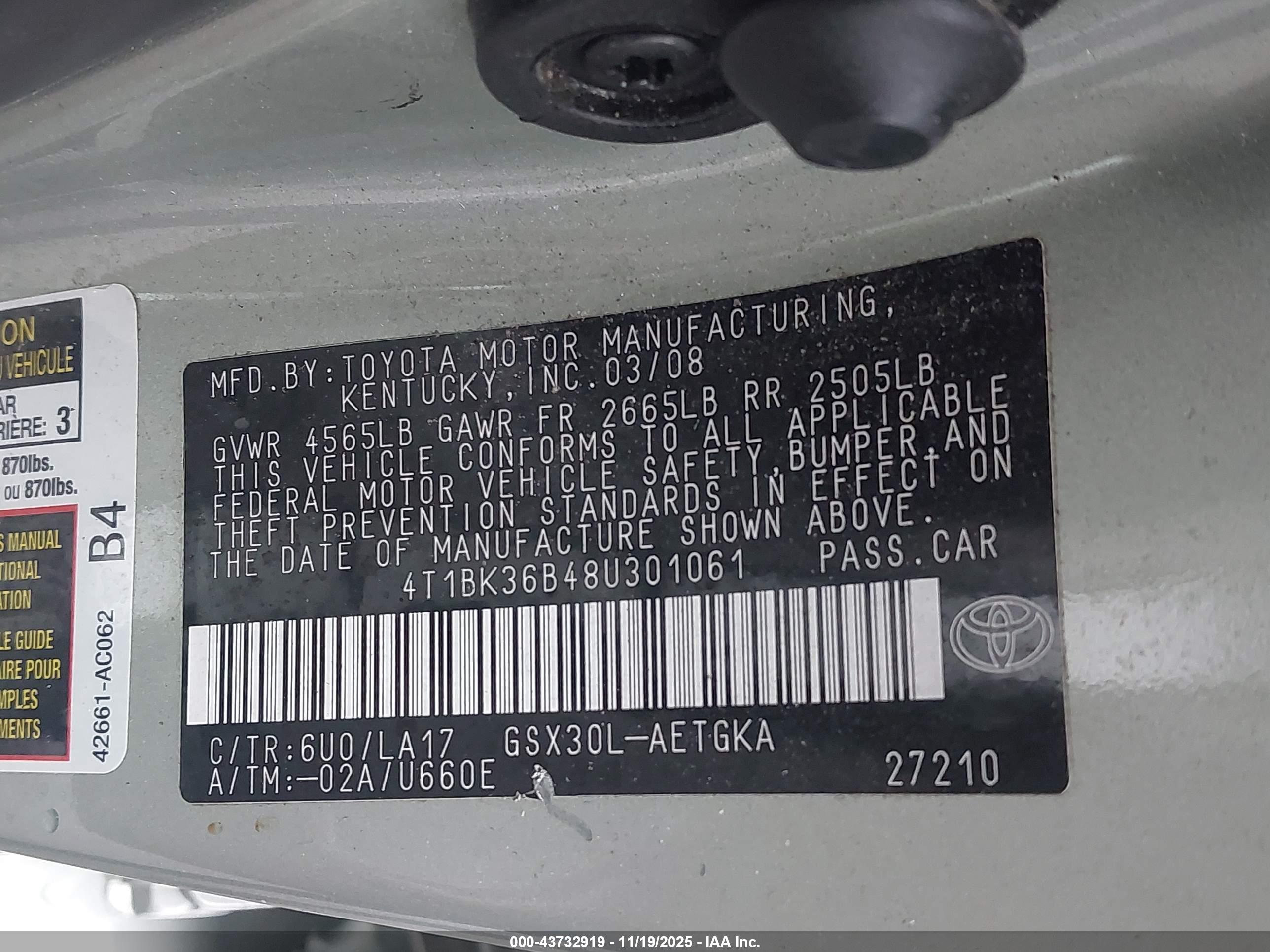 TOYOTA AVALON image 9