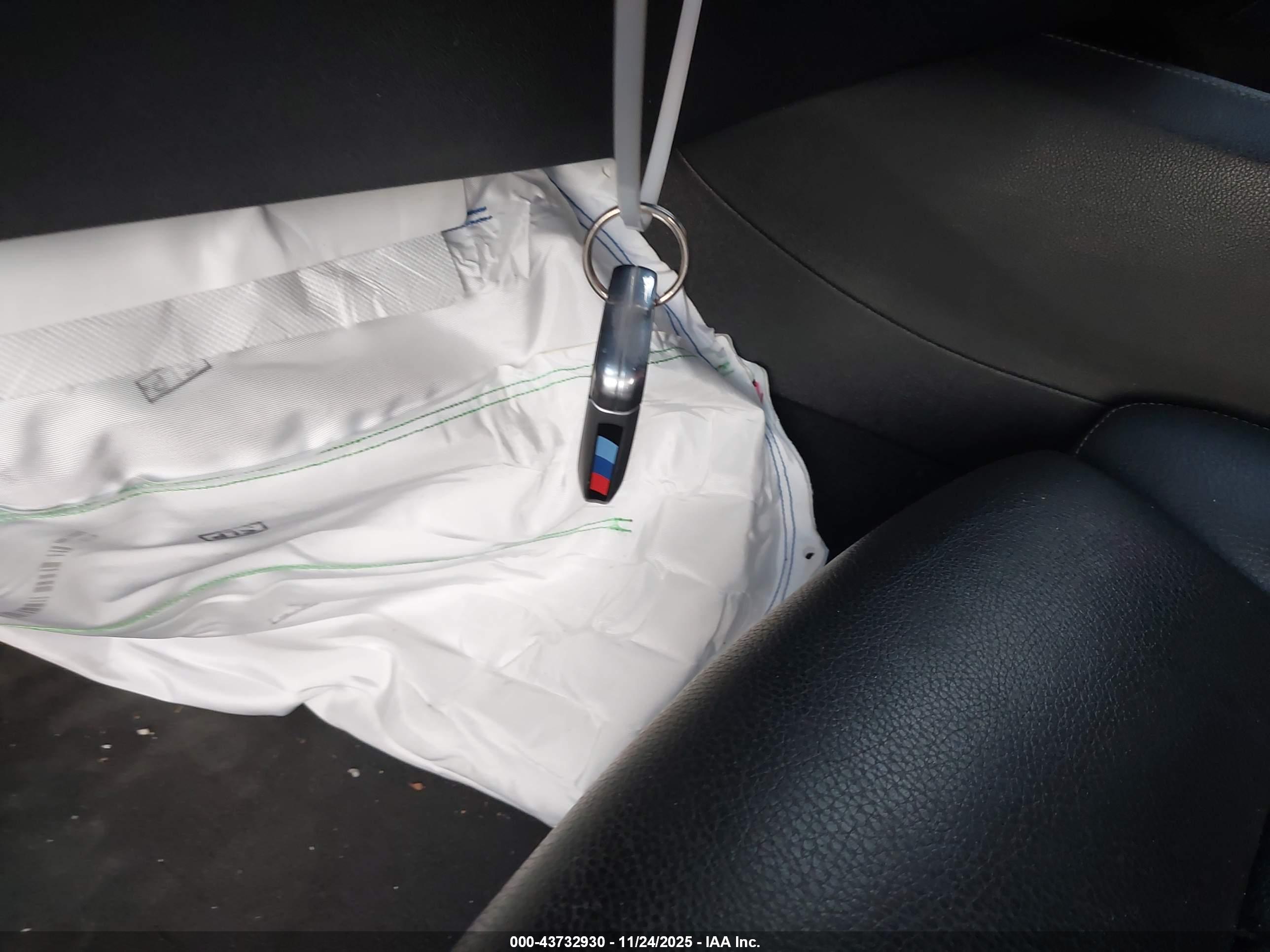 BMW M550I image 11