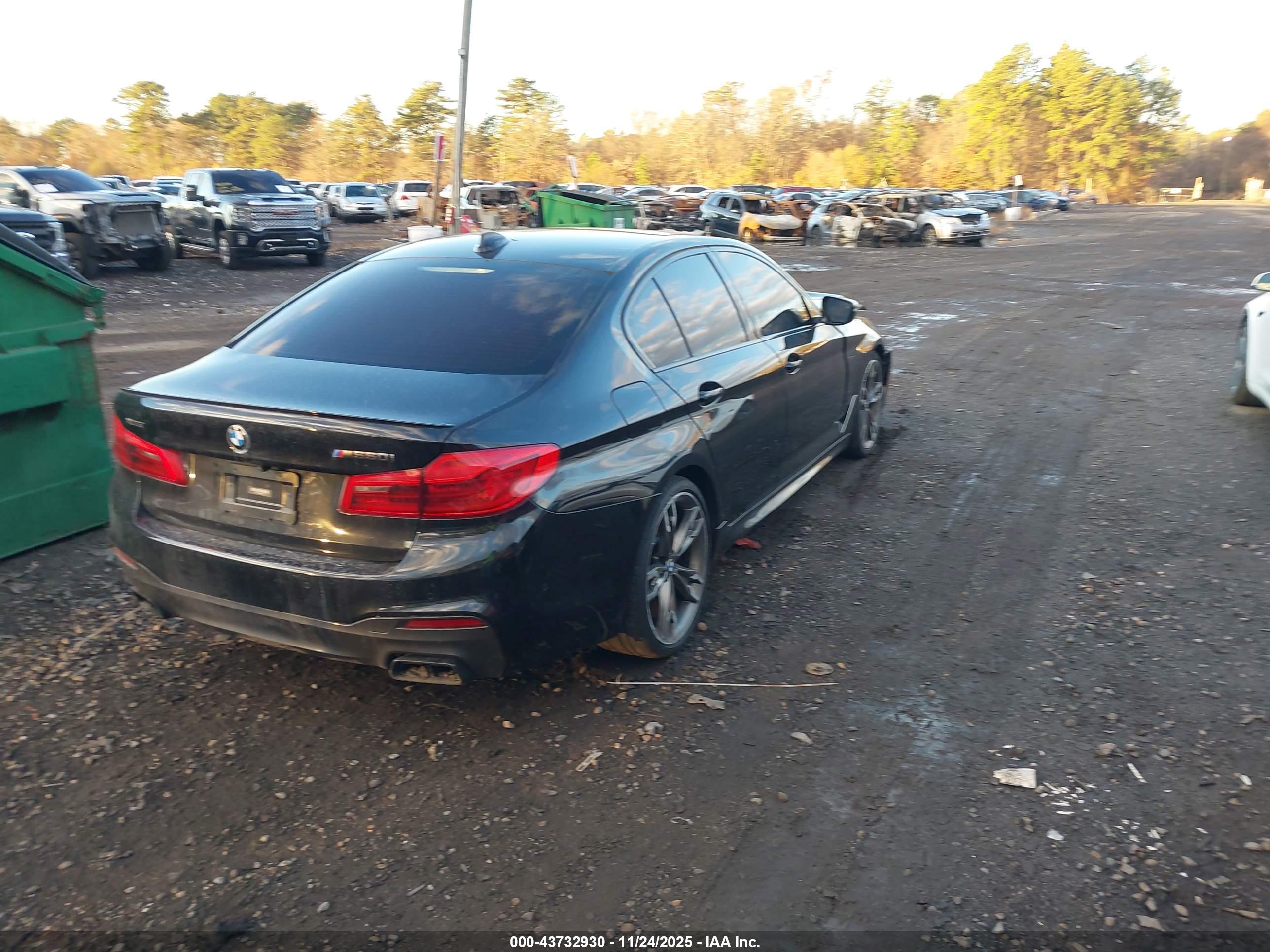 BMW M550I image 4