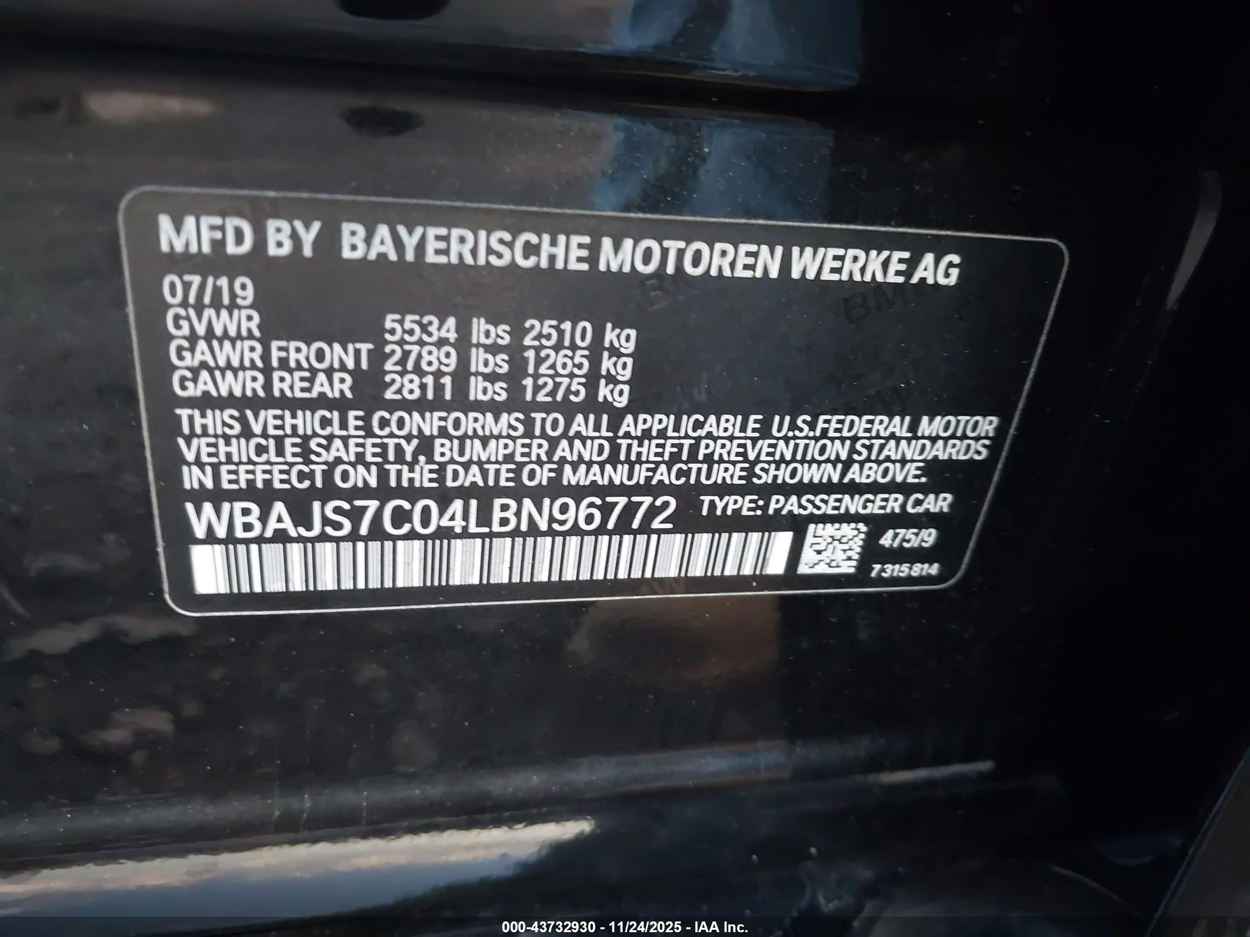 BMW M550I image 9