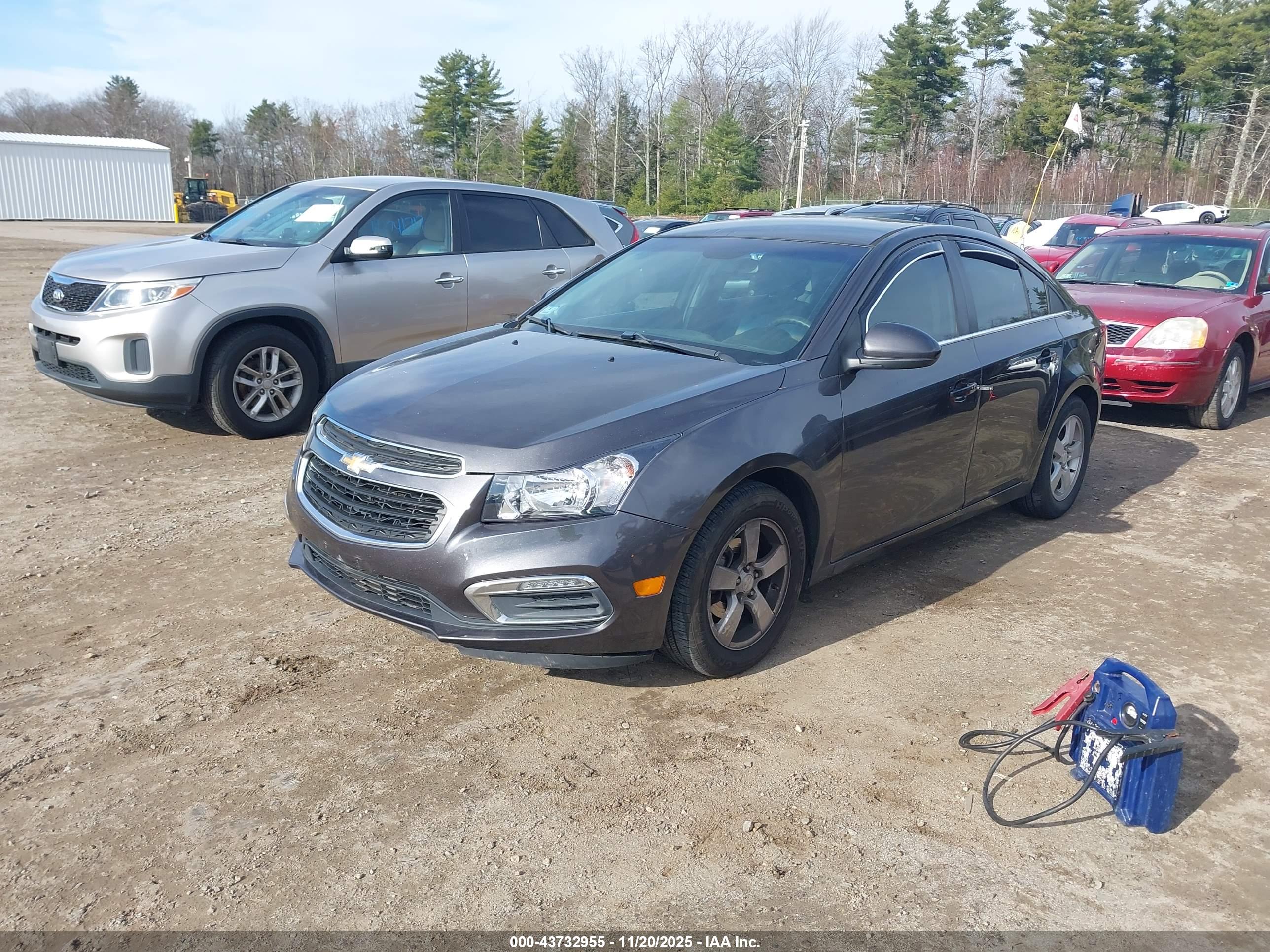 CHEVROLET CRUZE image 2