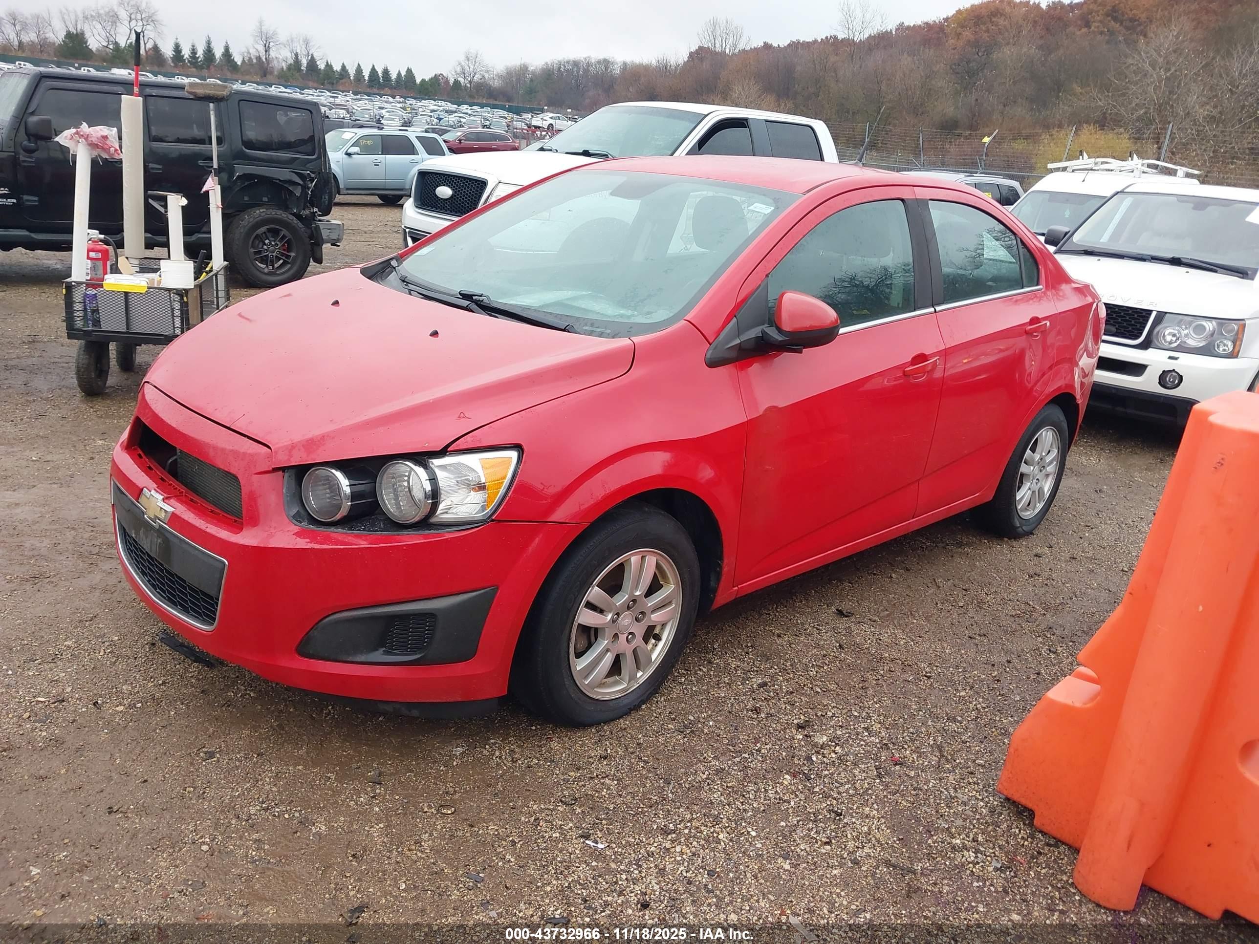 CHEVROLET SONIC image 2